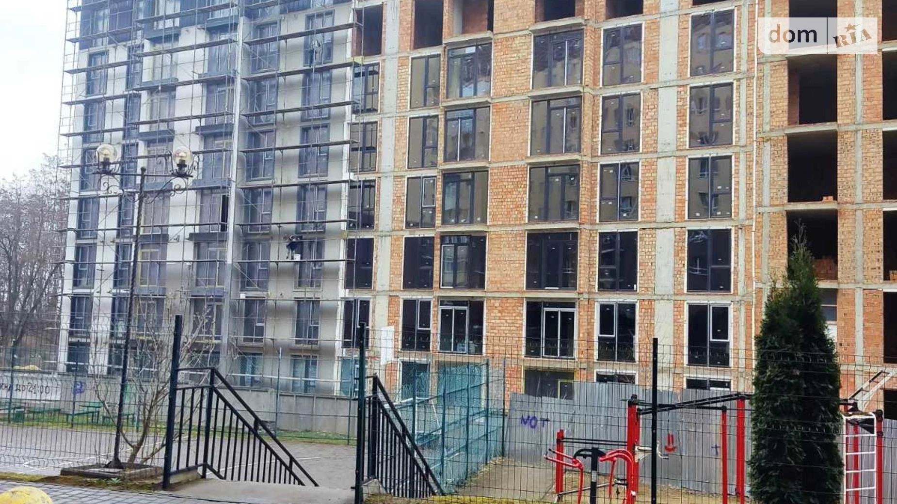 Продается 2-комнатная квартира 62.53 кв. м в Черновцах - фото 4