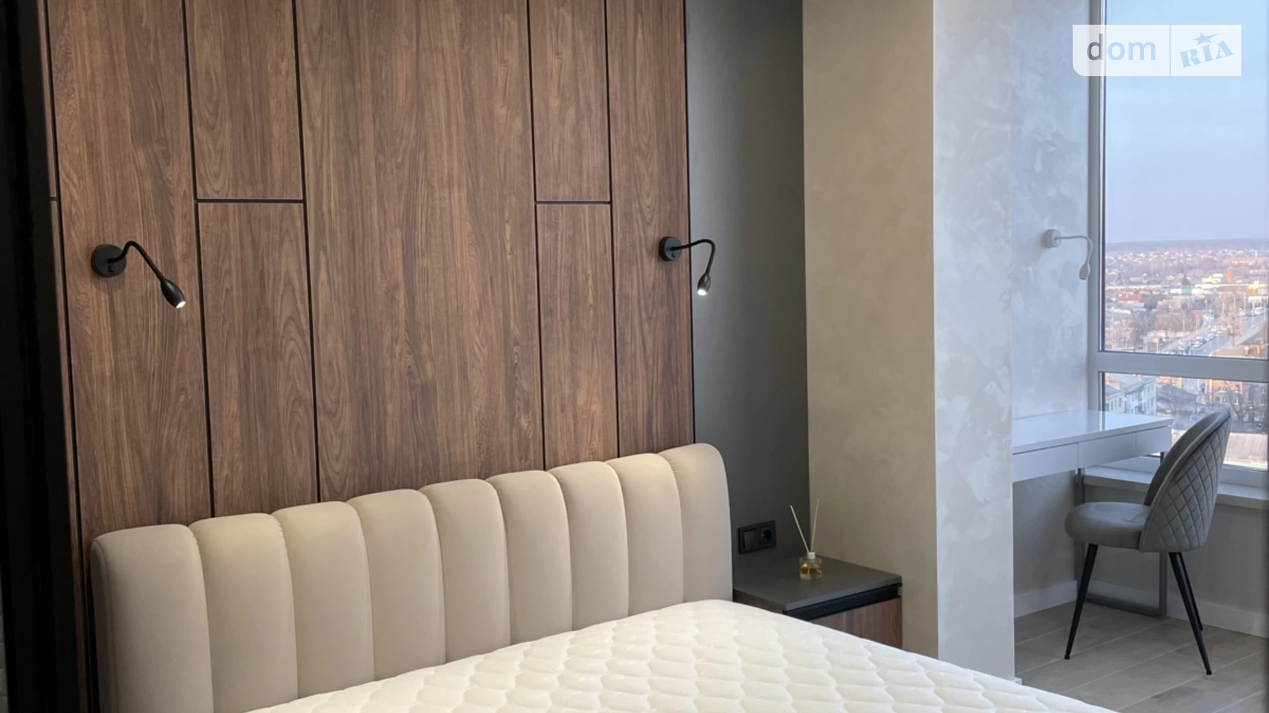 Продается 1-комнатная квартира 52 кв. м в Житомире, Ворота Искусств майд., 9А - фото 5