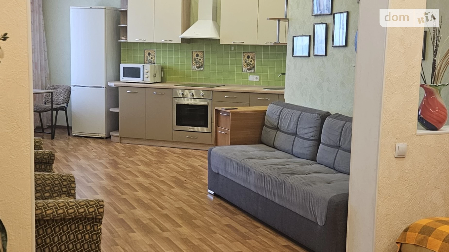 Продається 1-кімнатна квартира 68 кв. м у Одесі, вул. Середньофонтанська - фото 2