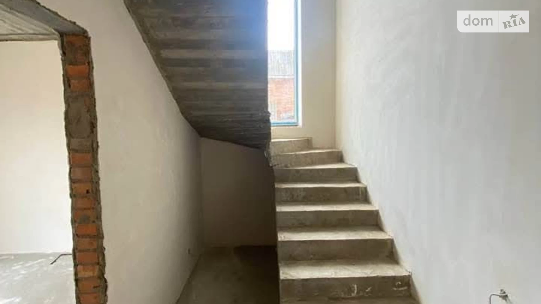 Продается дом на 2 этажа 128 кв. м с гаражом, цена: 115000 $ - фото 4