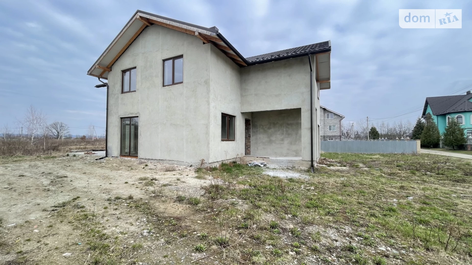 Продается дом на 2 этажа 180 кв. м с гаражом, цена: 93500 $ - фото 2