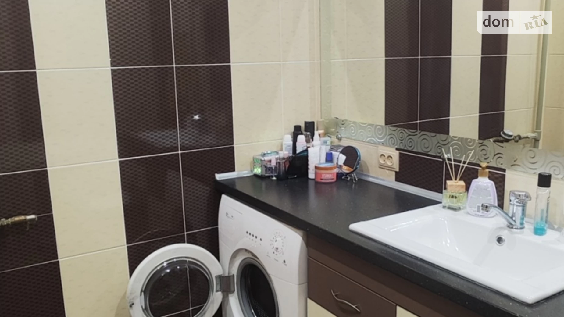 Продается 3-комнатная квартира 80.5 кв. м в Харькове, ул. Сергея Тархова, 9 - фото 2