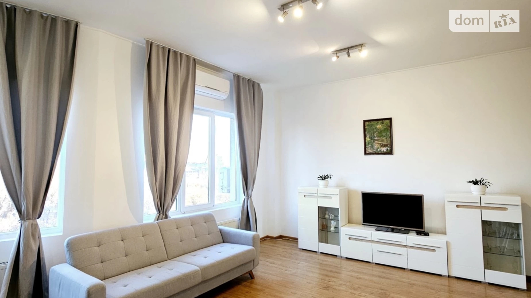 3-комнатная квартира 81 кв. м в, цена: 63000 $ - фото 4