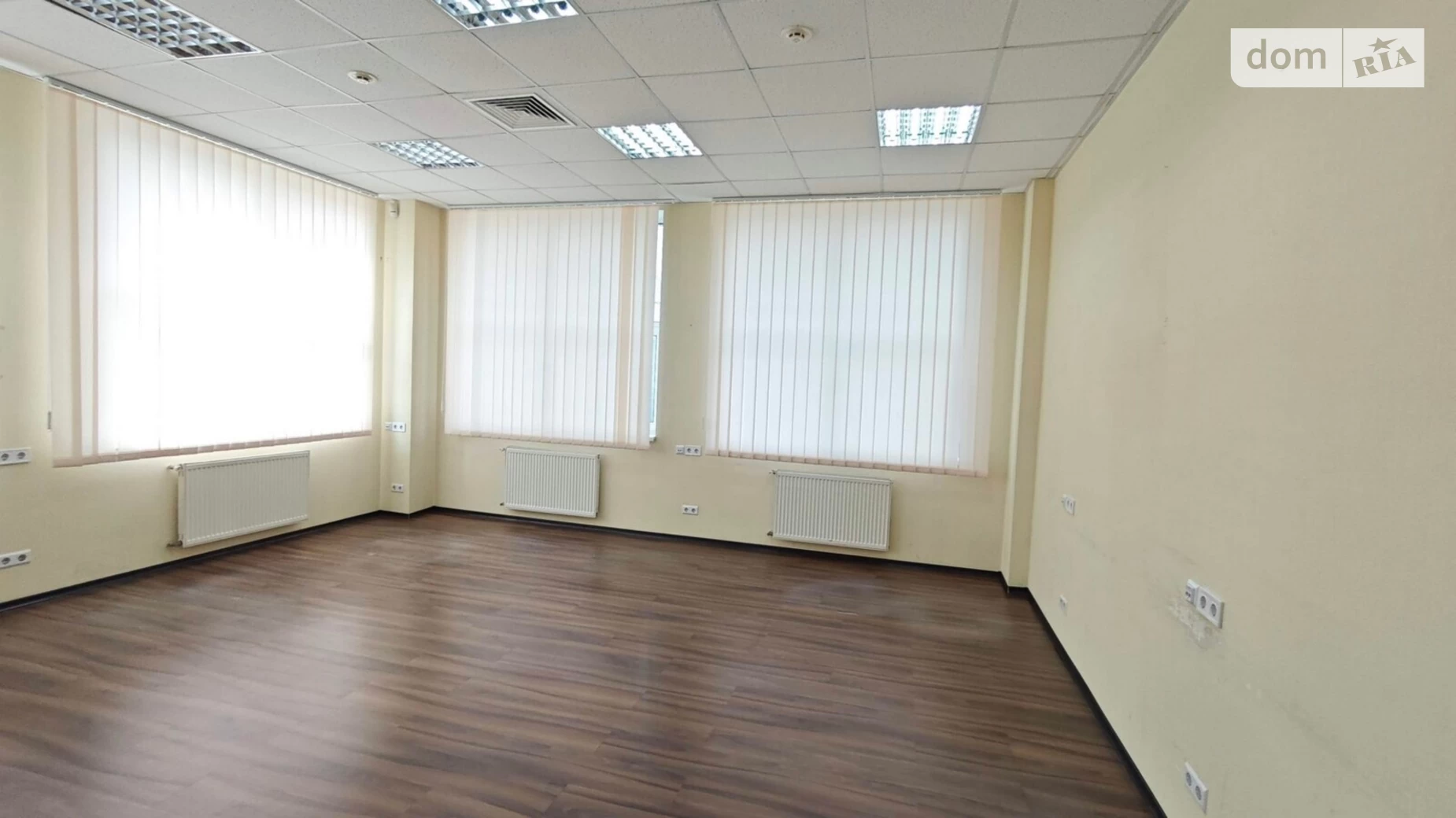 Сдается в аренду офис 73 кв. м в бизнес-центре, цена: 31940 грн - фото 4