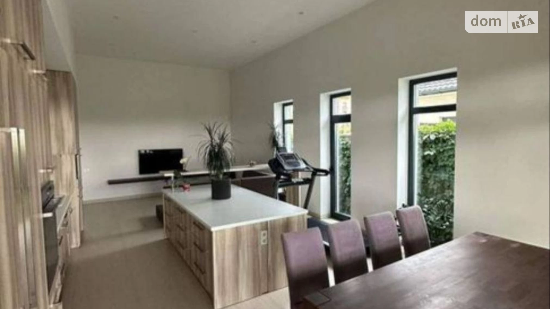 Продается одноэтажный дом 220 кв. м с гаражом, цена: 345000 $ - фото 3