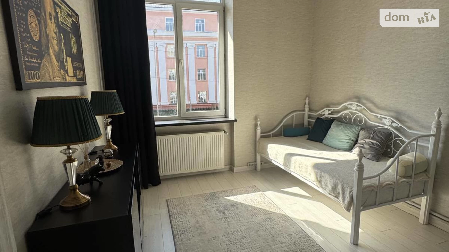 Продается 4-комнатная квартира 98 кв. м в Дрогобыче, ул. Стрыйская - фото 4