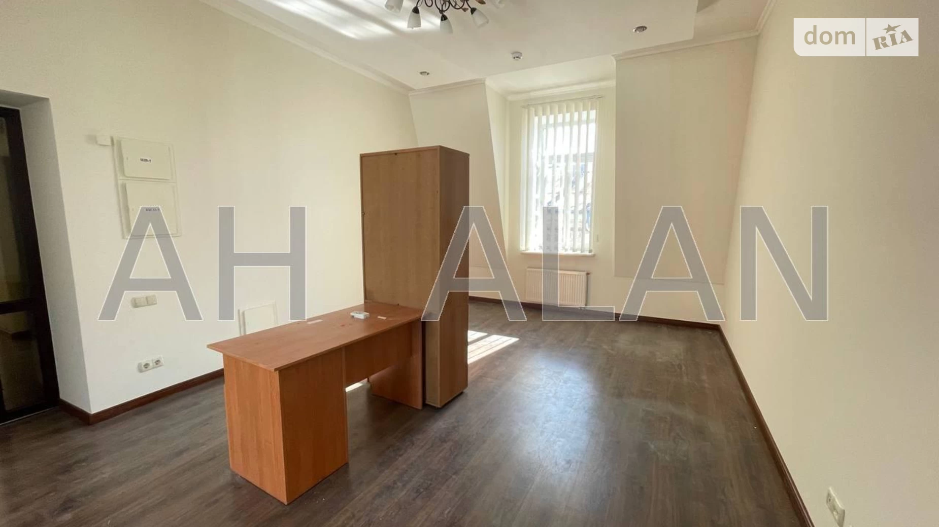 Сдается в аренду офис 670 кв. м в бизнес-центре, цена: 16000 $ - фото 5