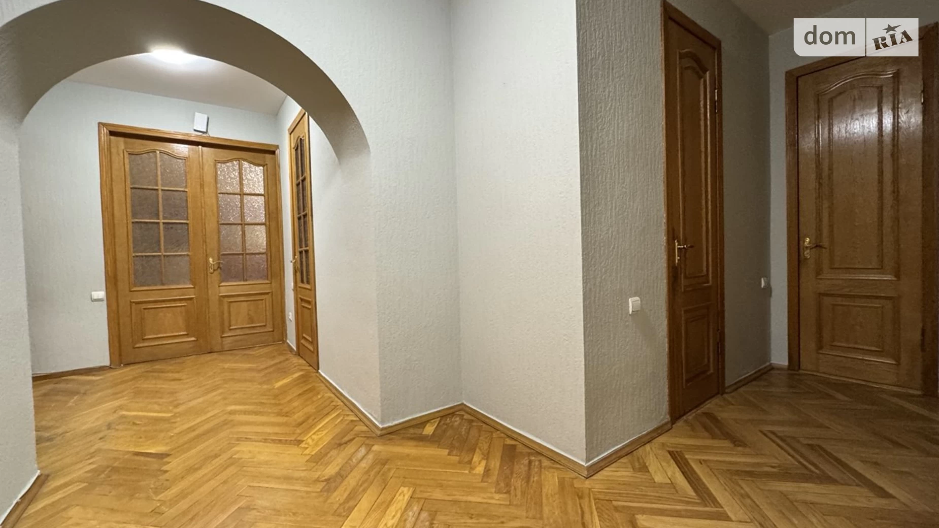 Продается 3-комнатная квартира 80 кв. м в Киеве, ул. Михаила Омельяновича-Павленко(Суворова), 11 - фото 3