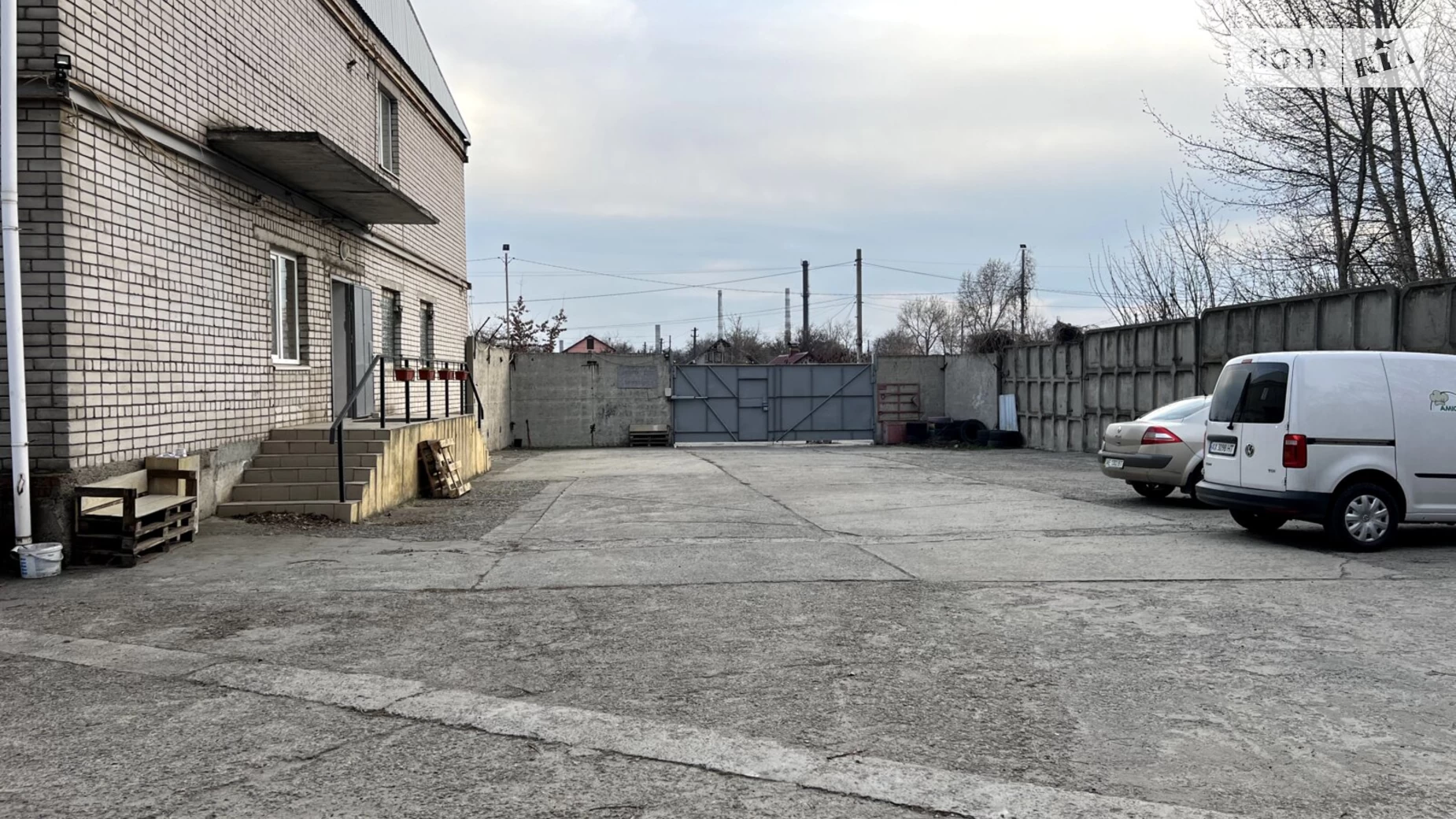 Продается объект сферы услуг 955.9 кв. м в 2-этажном здании, цена: 320000 $ - фото 2