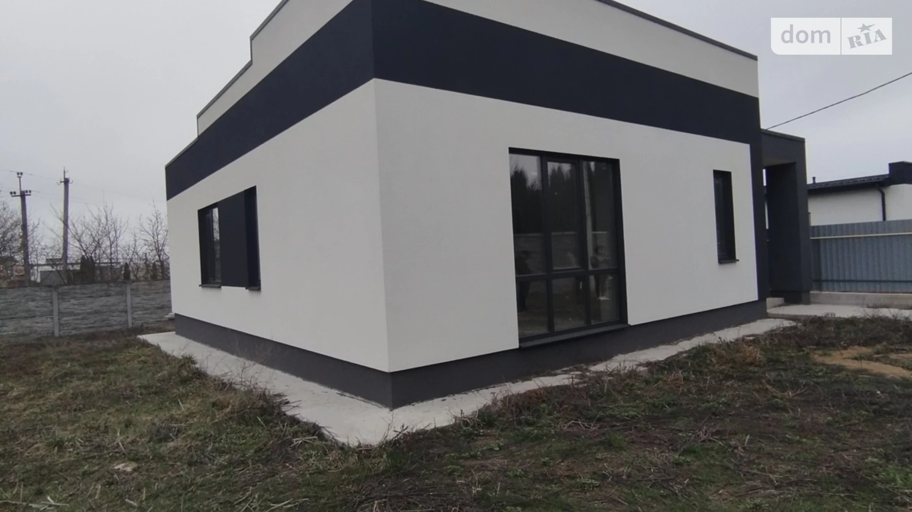 Продается одноэтажный дом 126 кв. м с камином, цена: 135000 $ - фото 2