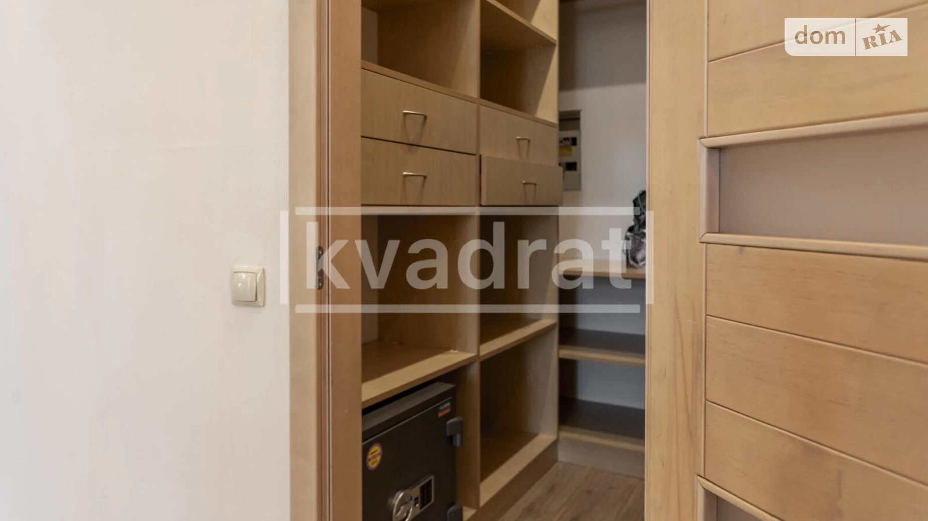 Сдается в аренду 1-комнатная квартира 55 кв. м в Киеве, ул. Коновальца Евгения, 32В - фото 2