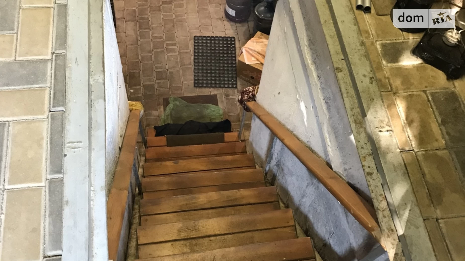 Продается отдельно стоящий гараж под легковое авто на 60 кв. м, цена: 16200 $ - фото 4