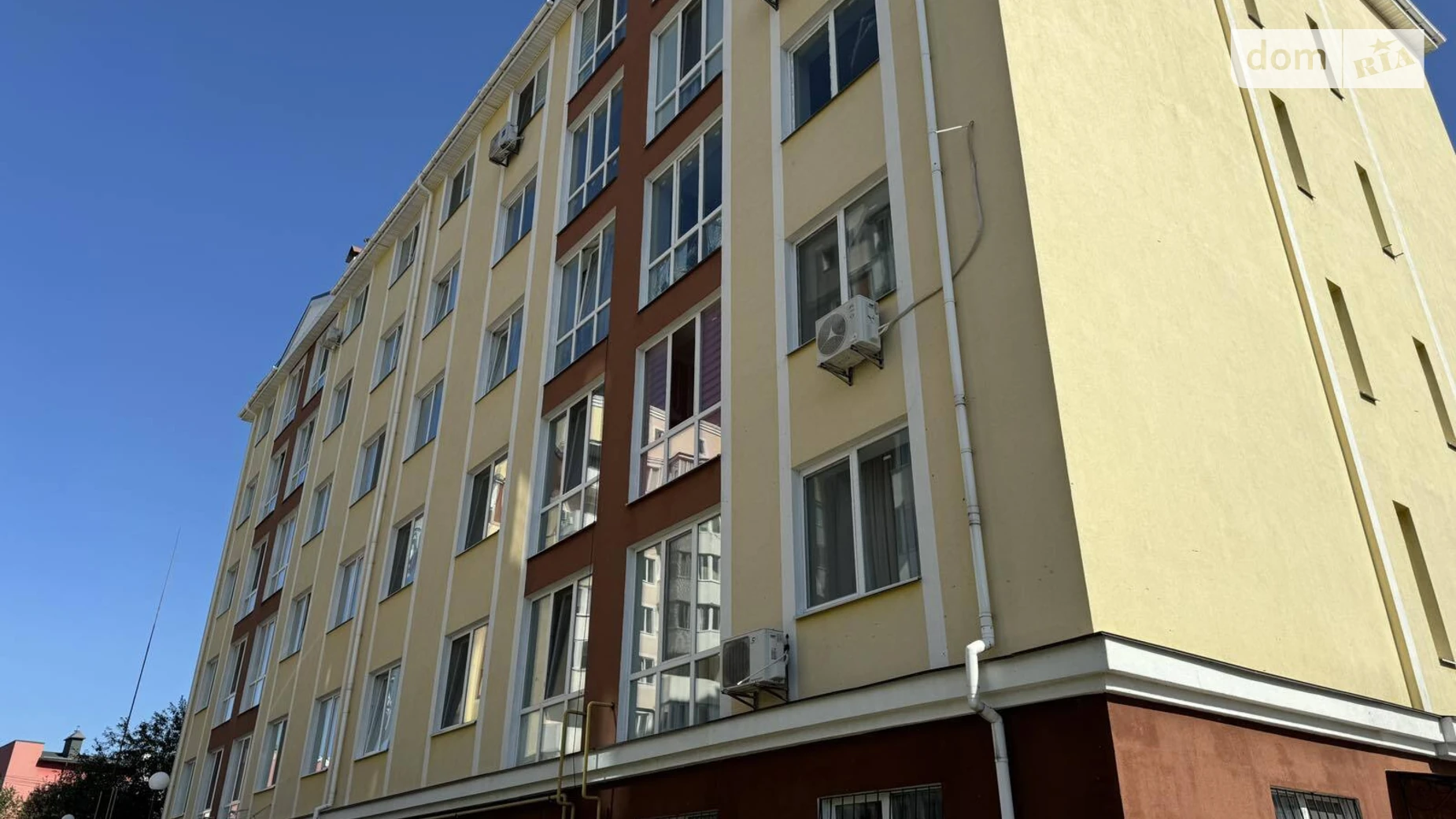 Продается 2-комнатная квартира 60.9 кв. м в Гостомеле, ул. Сентябрьская, 22 - фото 2