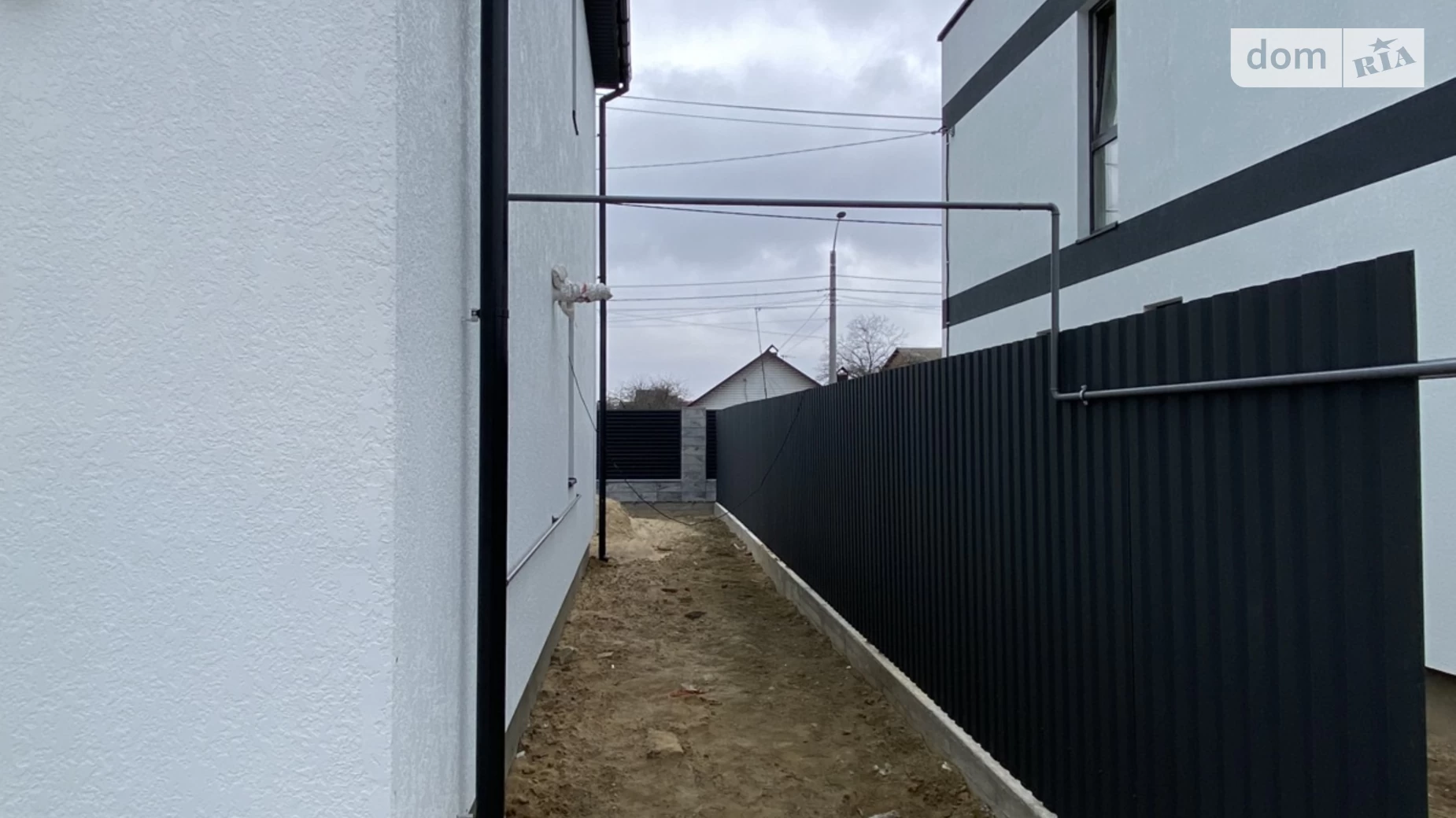 Продается дом на 2 этажа 100 кв. м с мансардой, цена: 85950 $ - фото 3