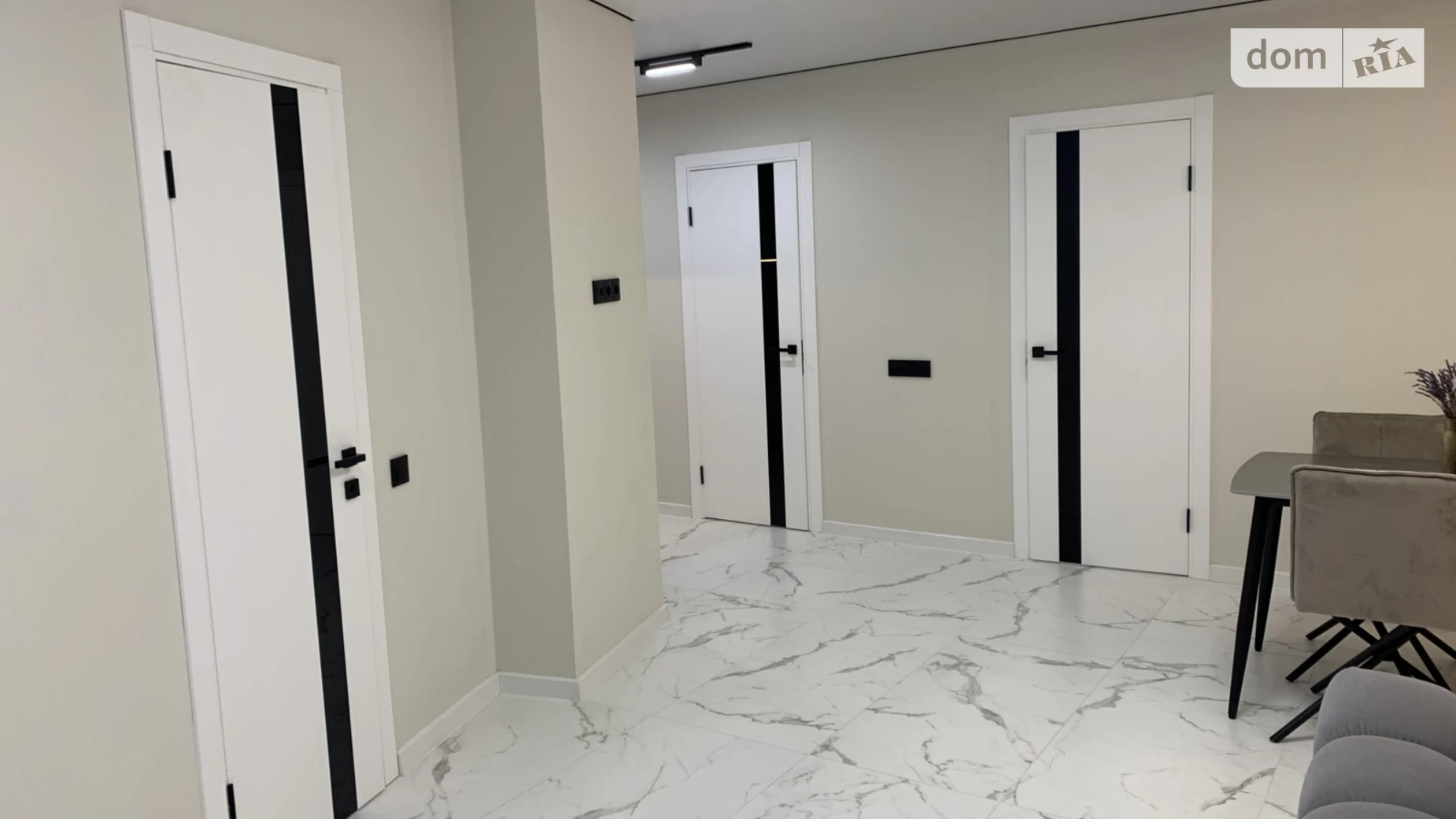 2-кімнатна квартира 60 кв. м у Тернополі, вул. Смакули - фото 2