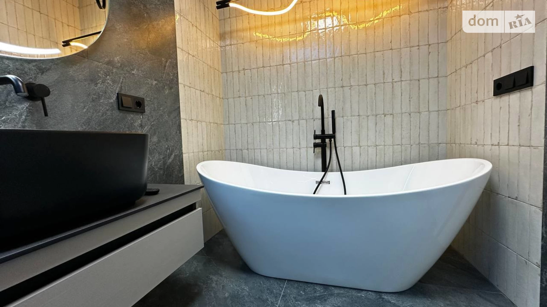 Продается 2-комнатная квартира 70 кв. м в Ивано-Франковске, цена: 177000 $ - фото 3