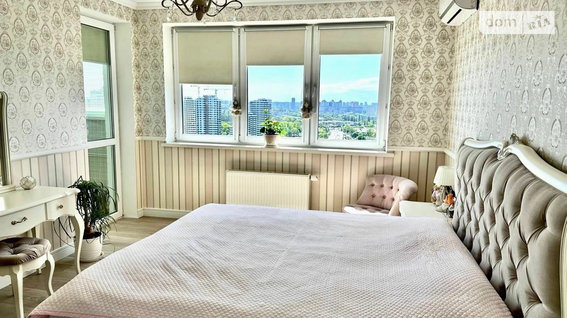 Продается 4-комнатная квартира 123 кв. м в Киеве, просп. Воскресенский(Перова), 10А - фото 3