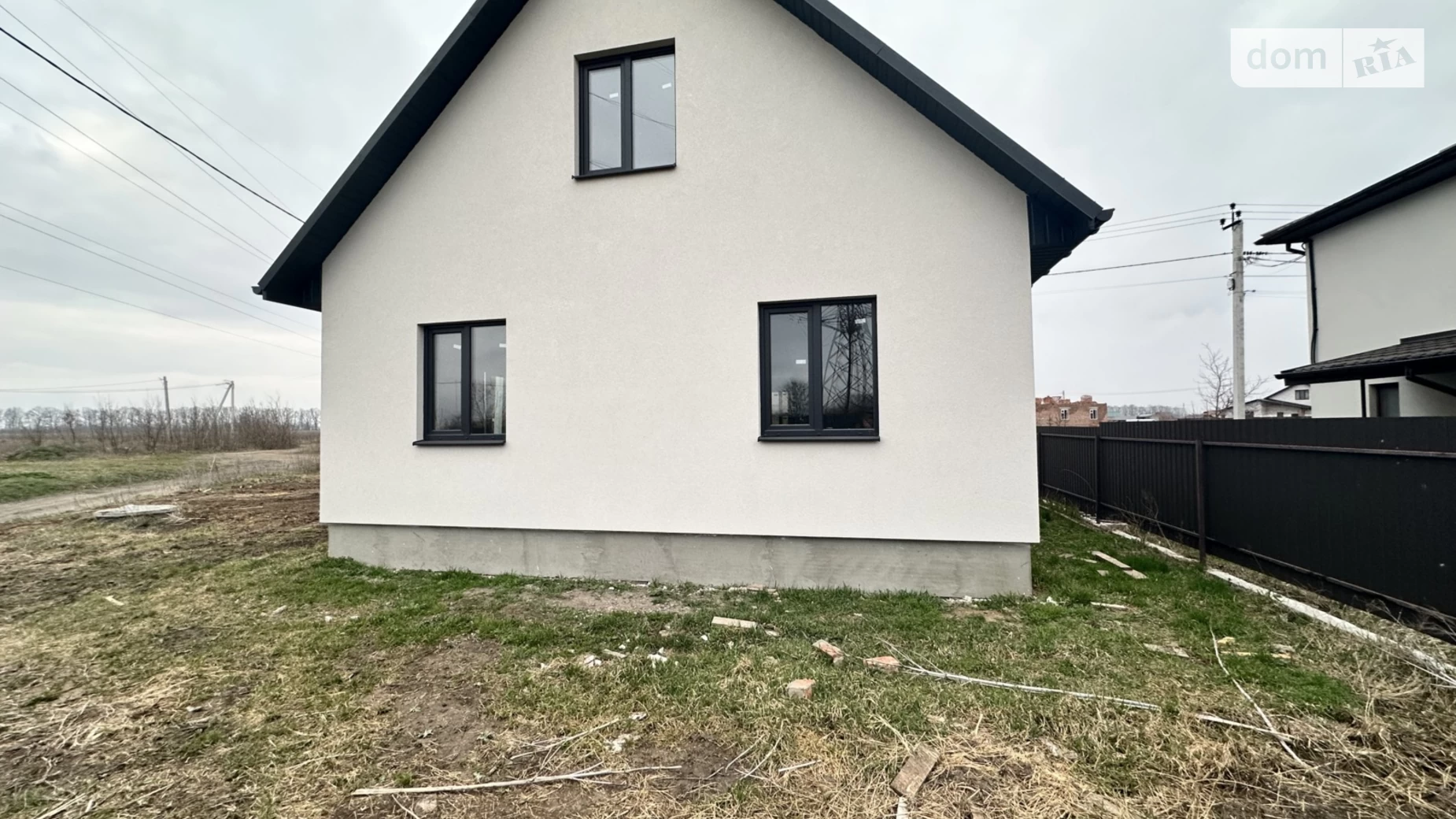 Продается дом на 2 этажа 109 кв. м с садом, цена: 64900 $ - фото 3