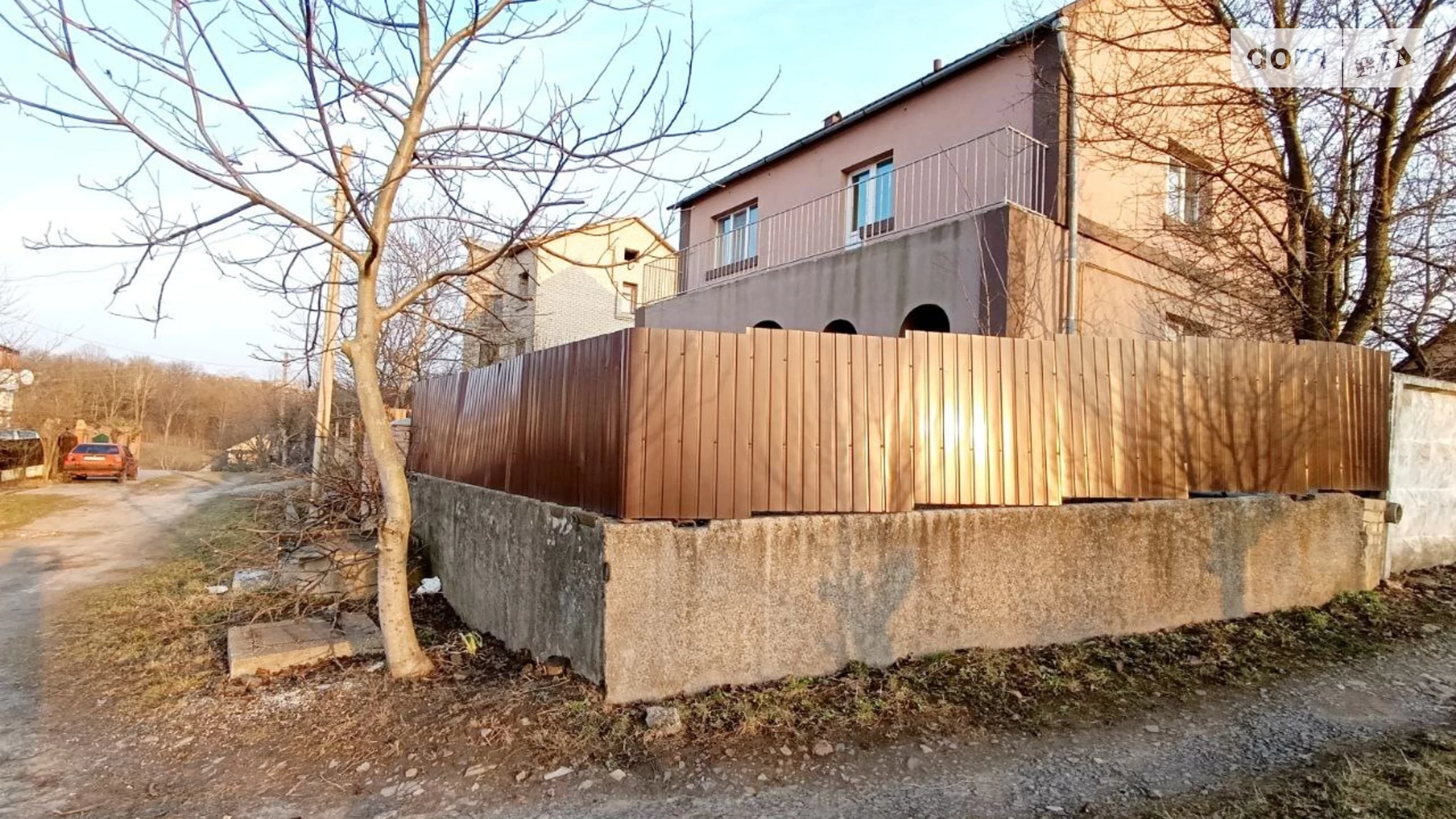 Продается дом на 2 этажа 240.9 кв. м с участком, цена: 130000 $ - фото 3