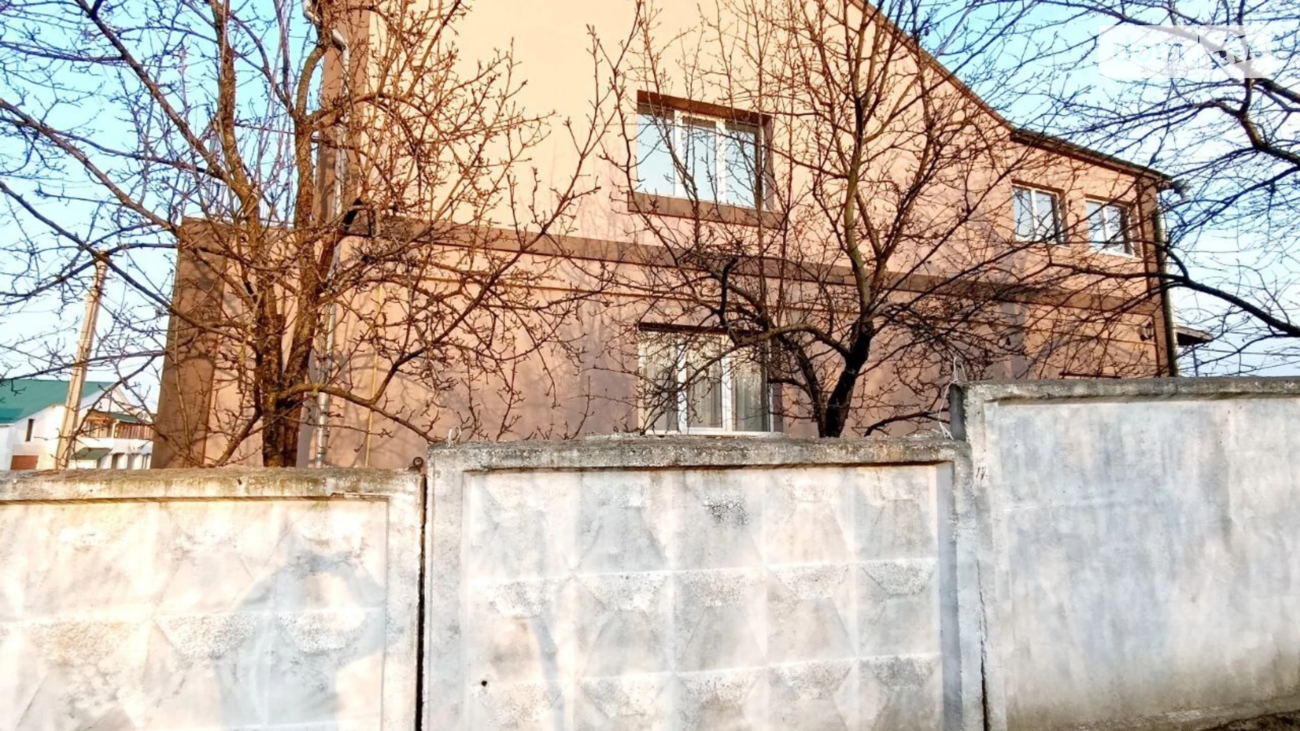 Продается дом на 2 этажа 240.9 кв. м с участком, цена: 130000 $ - фото 4