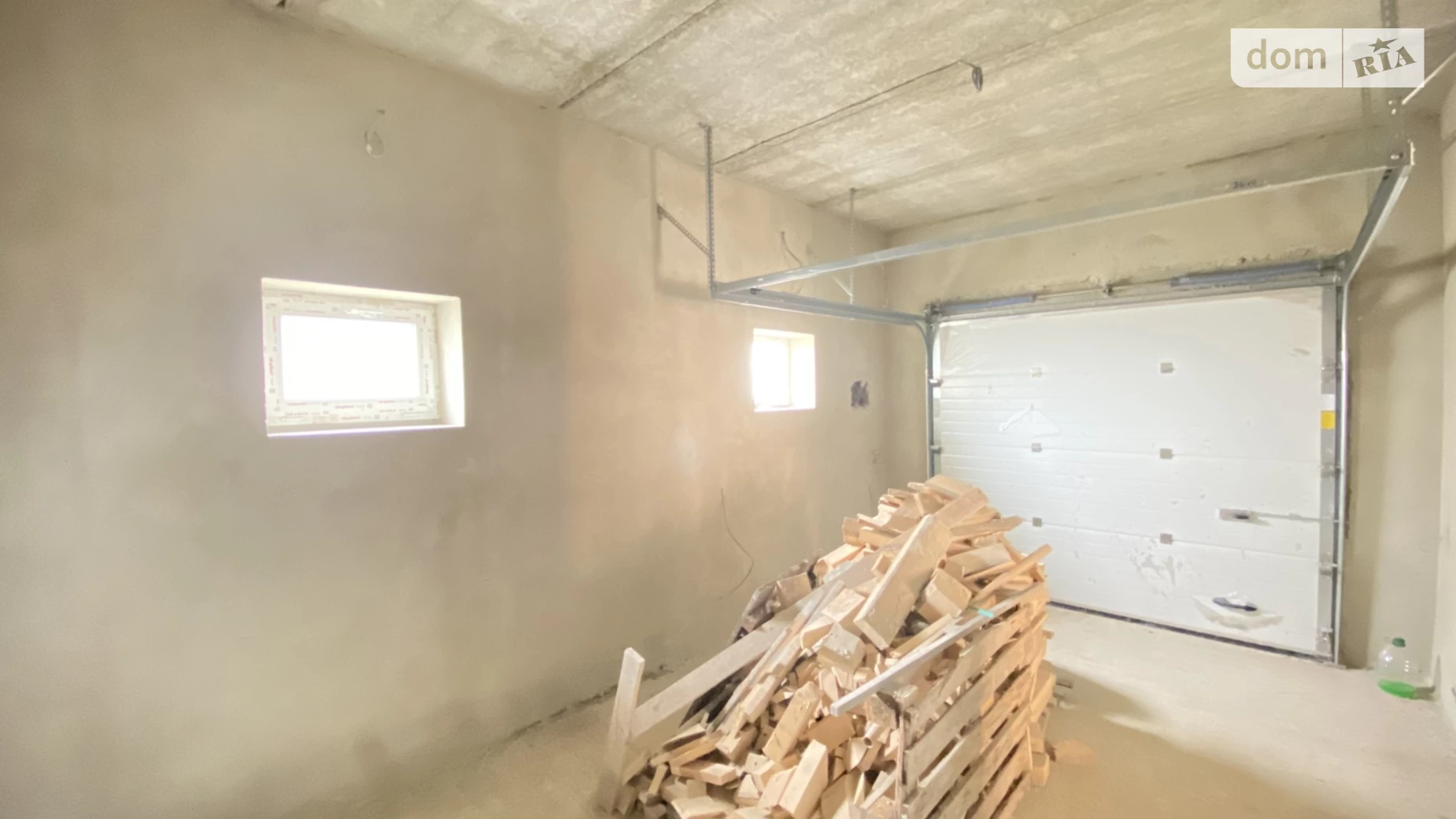 Продается дом на 2 этажа 242 кв. м с террасой, цена: 108000 $ - фото 3