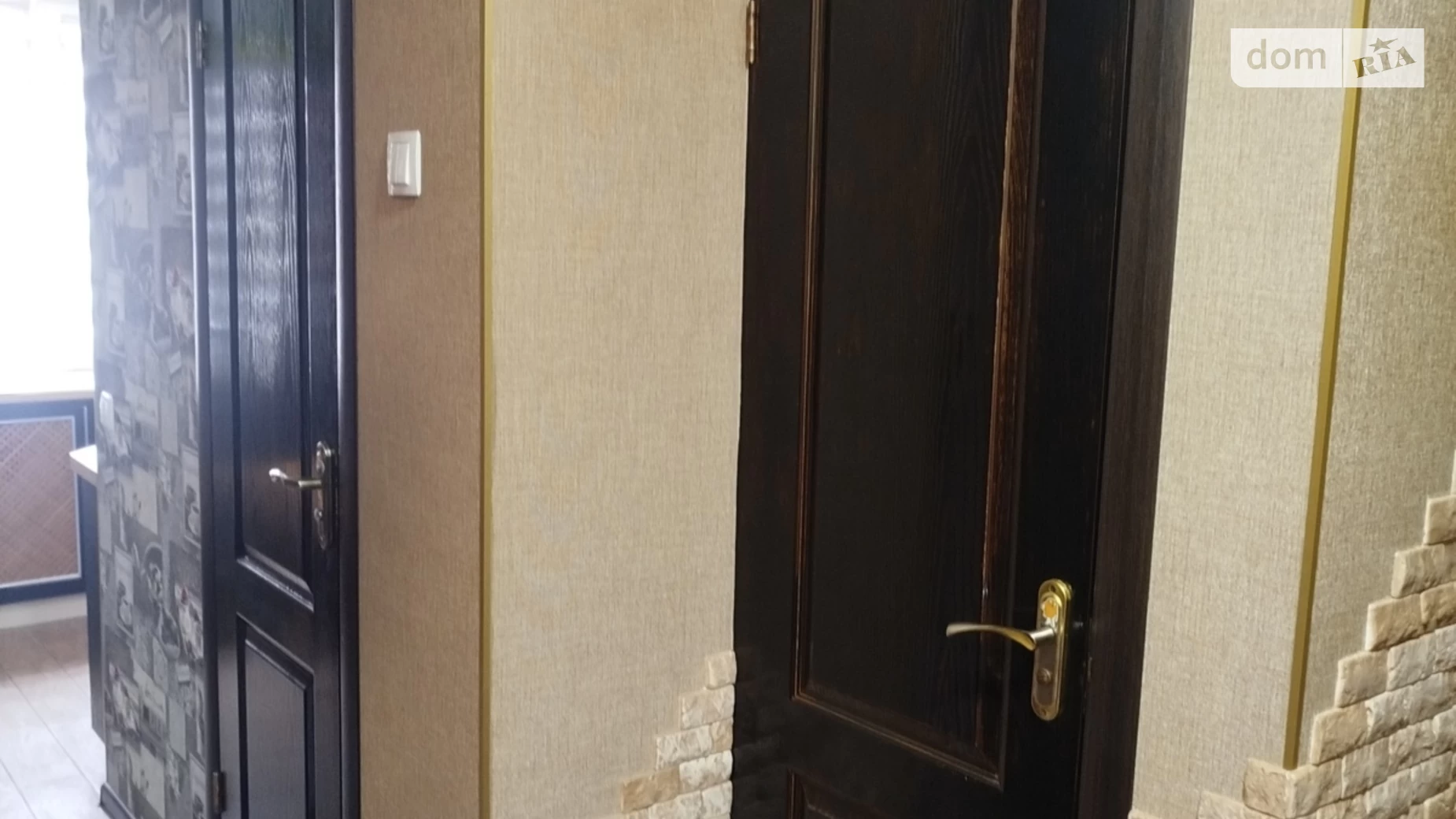 Продается 3-комнатная квартира 57.5 кв. м в Золочеве - фото 2