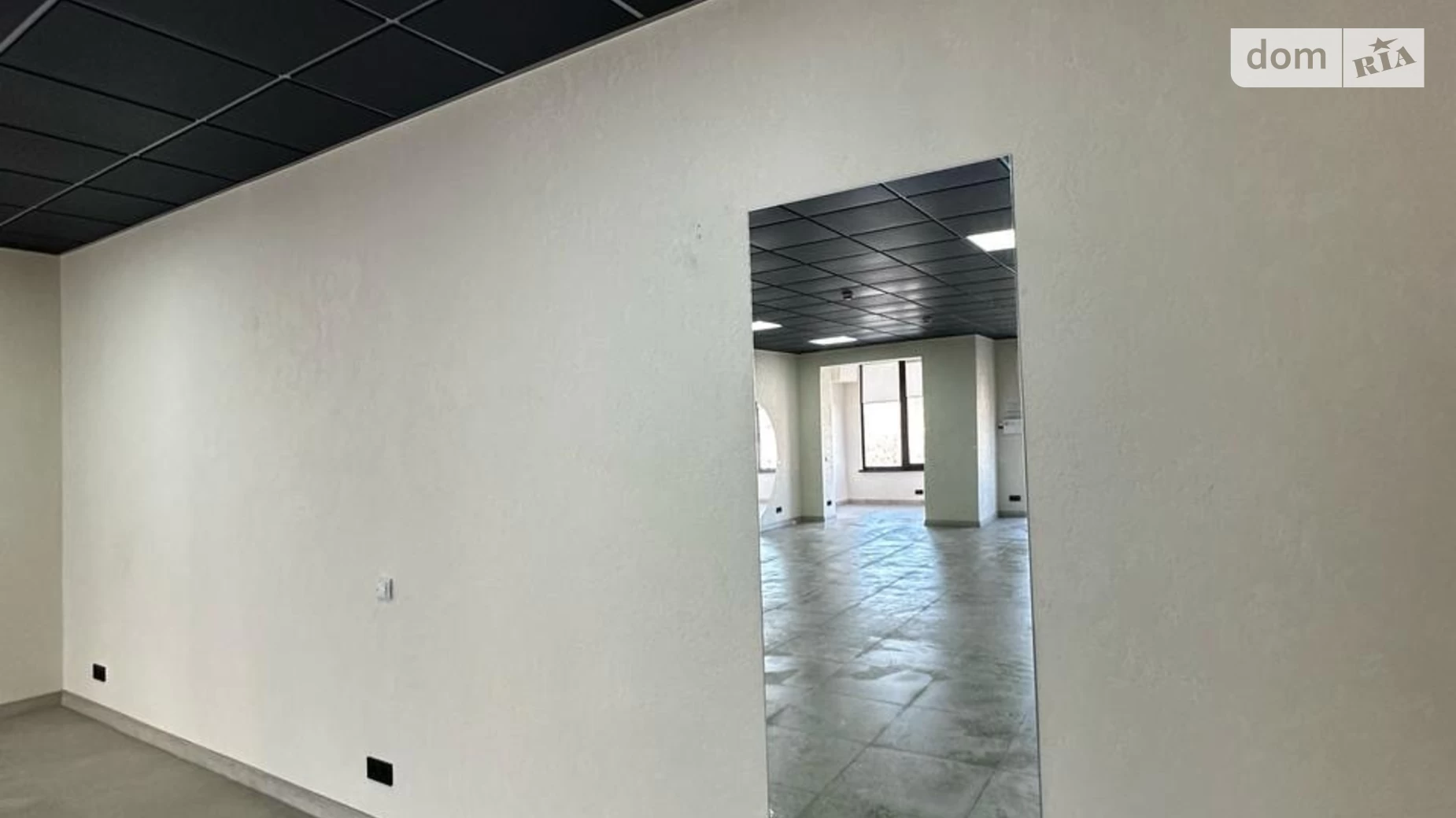 Здається в оренду офіс 95 кв. м в бізнес-центрі, цена: 850 $ - фото 4