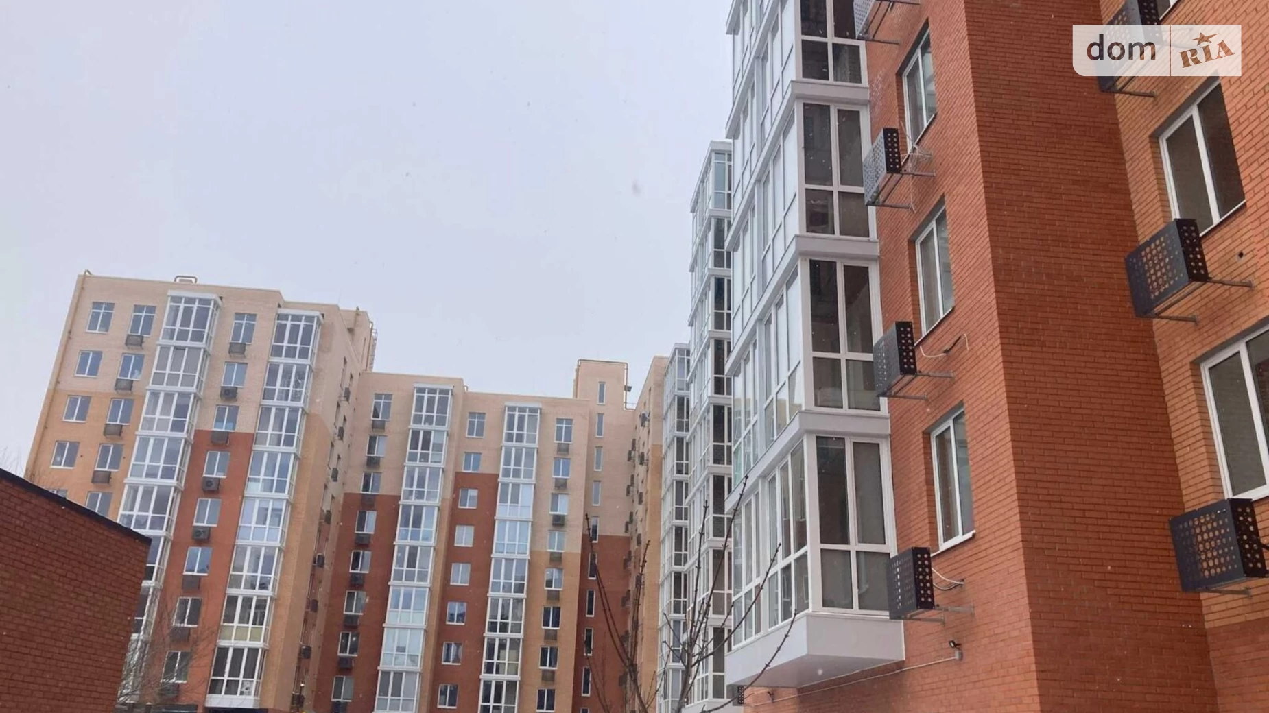 Продается 2-комнатная квартира 65.3 кв. м в, цена: 63000 $ - фото 2