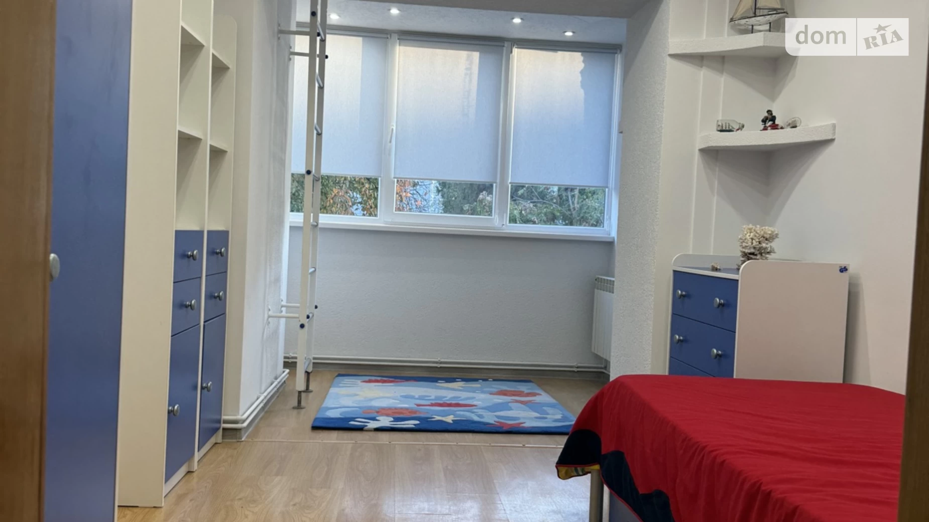 Продається 3-кімнатна квартира 70 кв. м у Мукачеві, вул. Володимира Зайця, 16 - фото 3