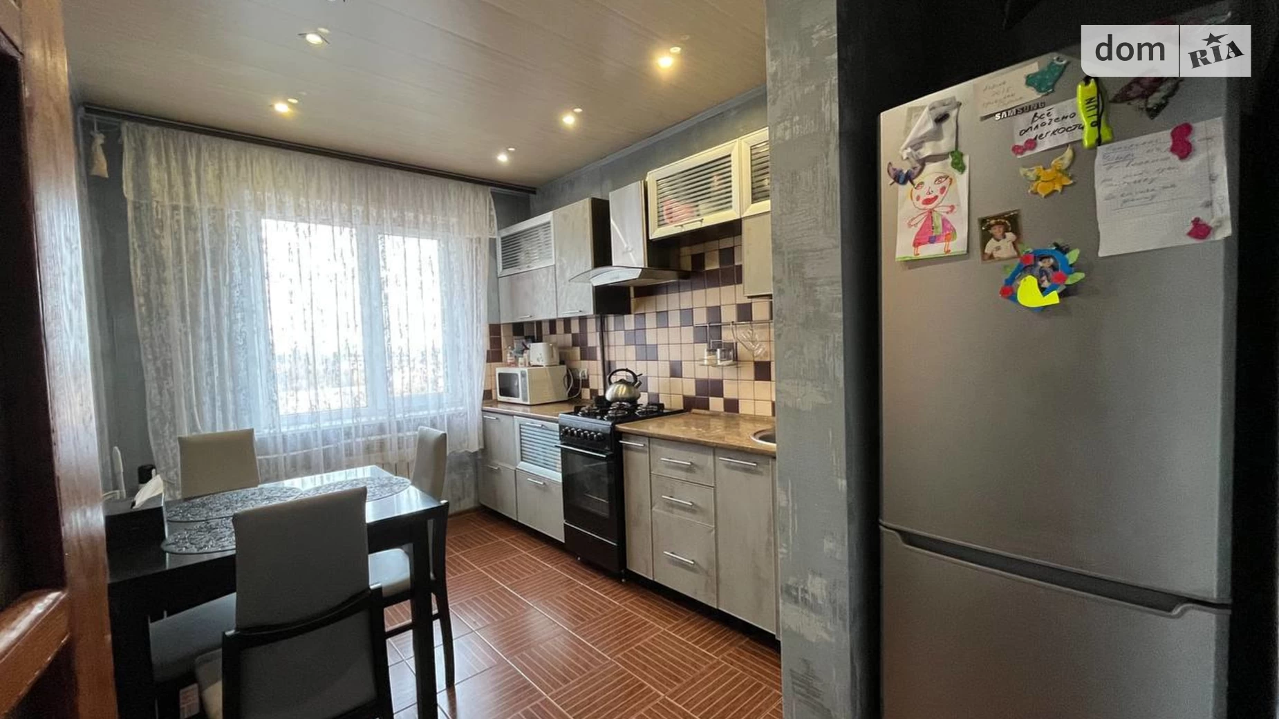 Продается 3-комнатная квартира 63 кв. м в Кривом Роге, ул. Ньютона, 34 - фото 3
