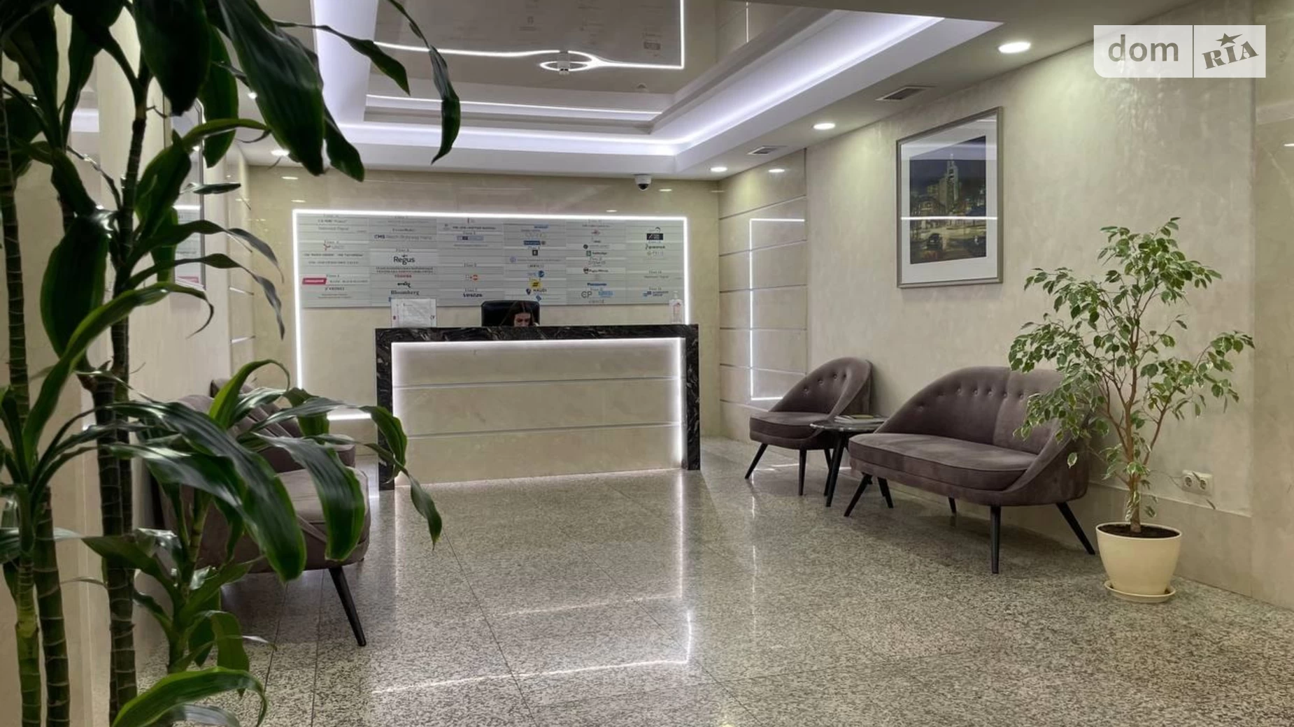 Сдается в аренду офис 293 кв. м в бизнес-центре, цена: 6400 $ - фото 2