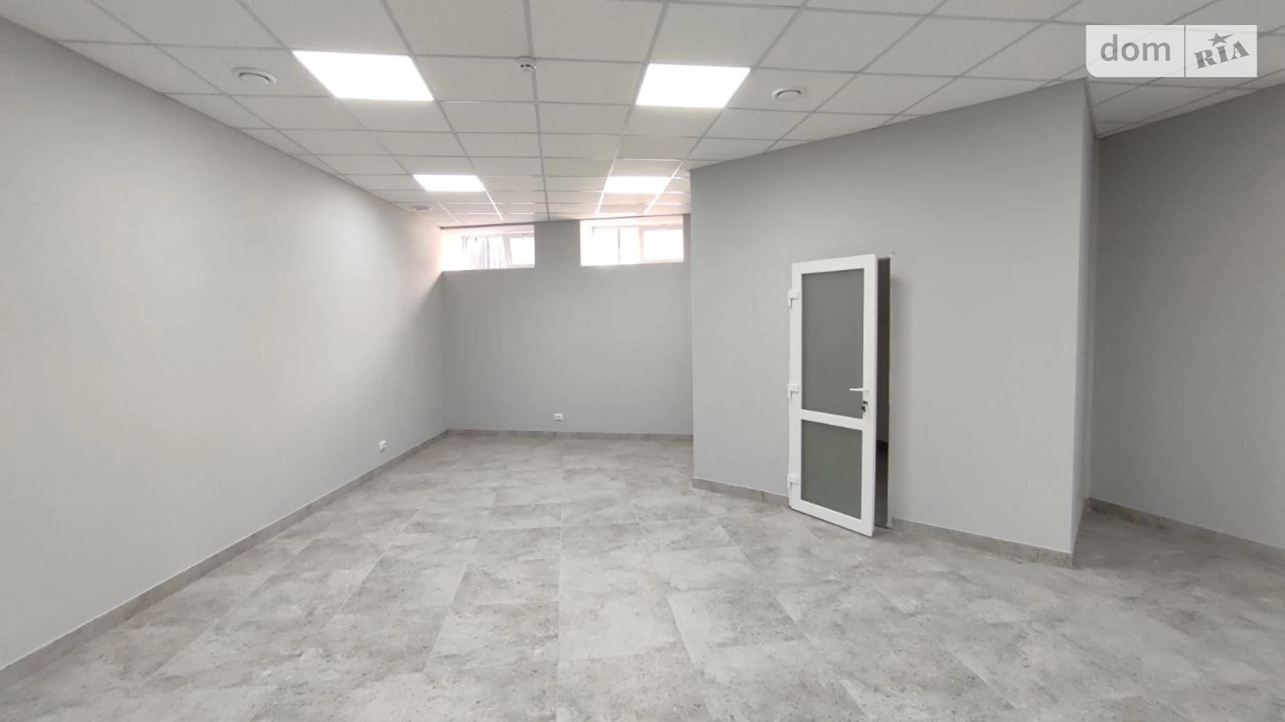 Сдается в аренду офис 255 кв. м в бизнес-центре, цена: 62500 грн - фото 4
