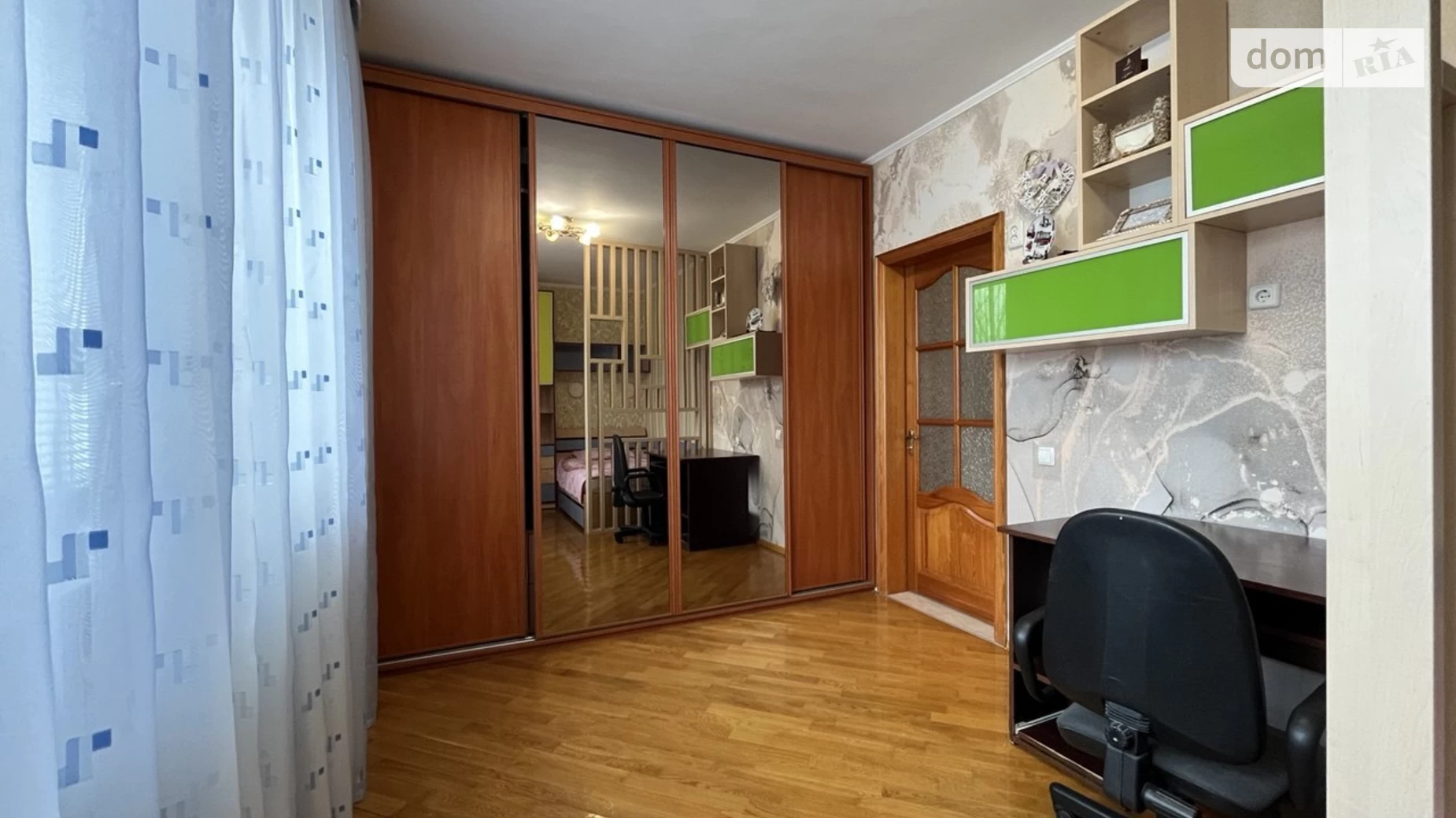Продается одноэтажный дом 150 кв. м с мансардой, цена: 160000 $ - фото 2