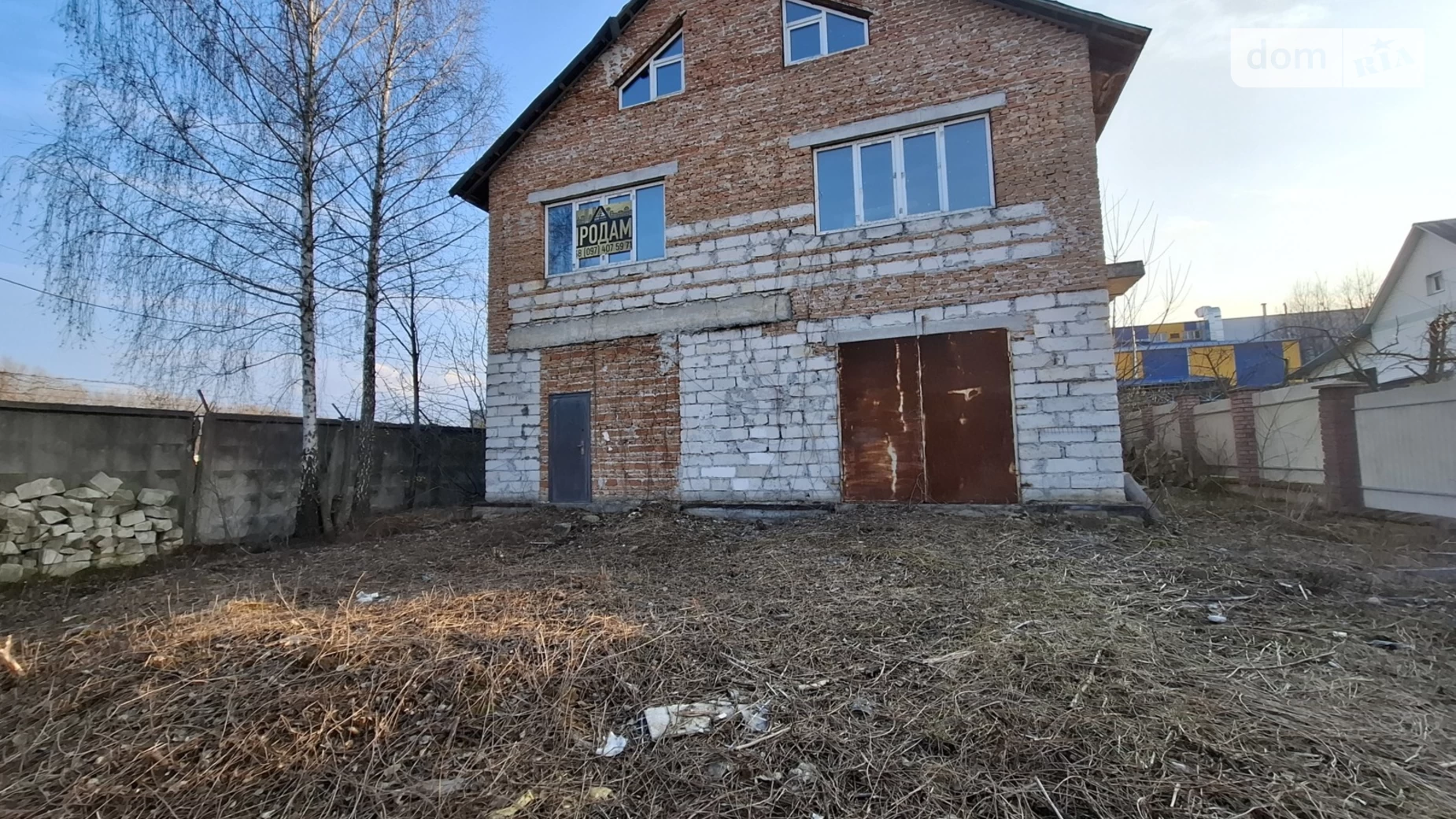 Продается дом на 2 этажа 260 кв. м с гаражом, цена: 160000 $ - фото 2