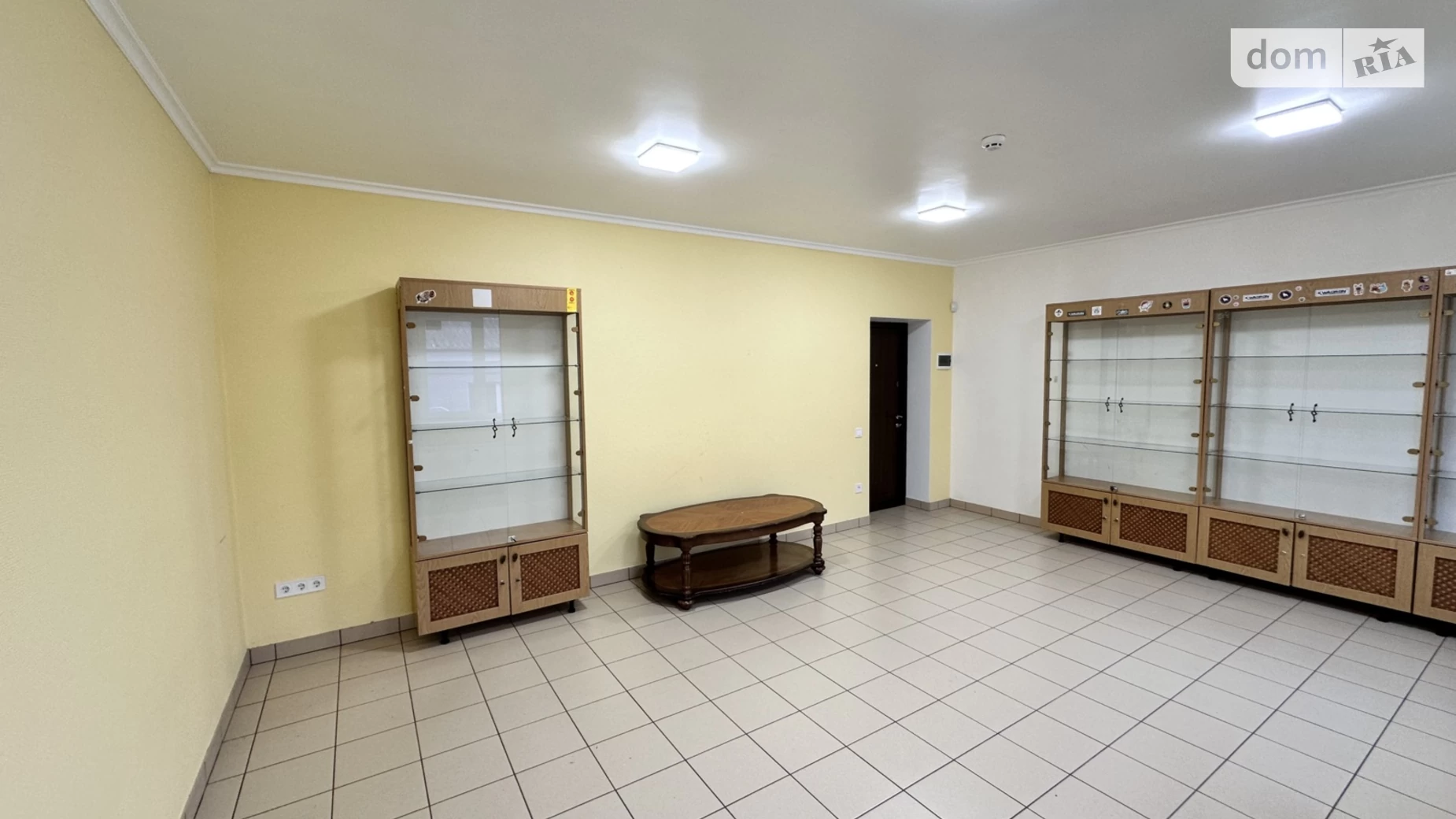 Сдается в аренду офис 28 кв. м в бизнес-центре, цена: 6000 грн - фото 2