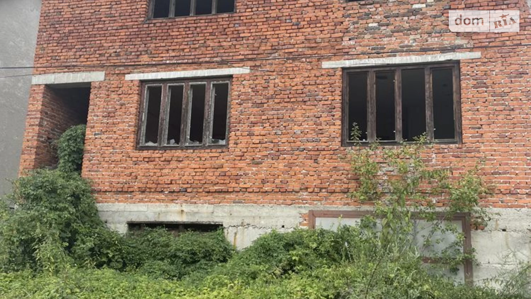 Продается дом на 3 этажа 697 кв. м с террасой, цена: 28000 $ - фото 2