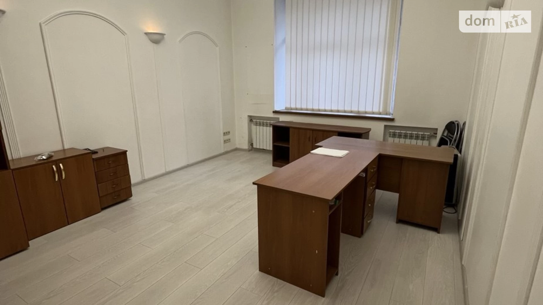 Сдается в аренду офис 140 кв. м в бизнес-центре, цена: 1600 $ - фото 4
