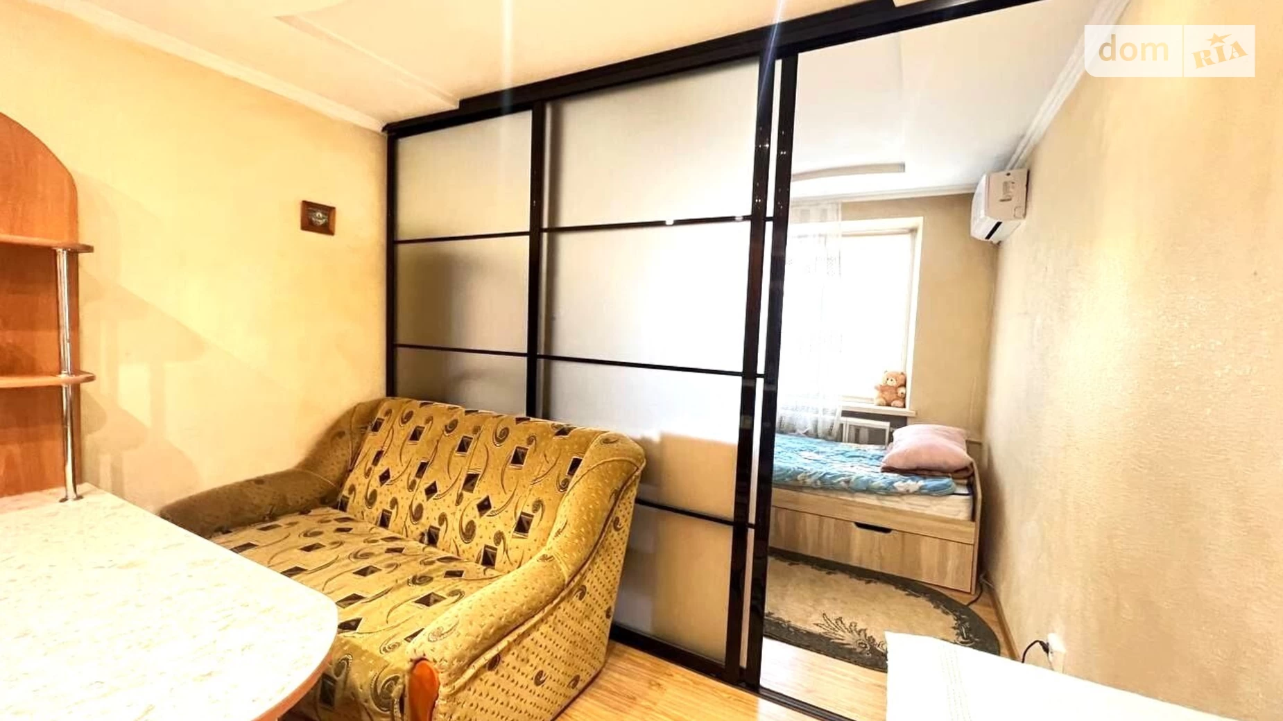 Продается 2-комнатная квартира 37.5 кв. м в Черновцах, ул. Узбекская - фото 3