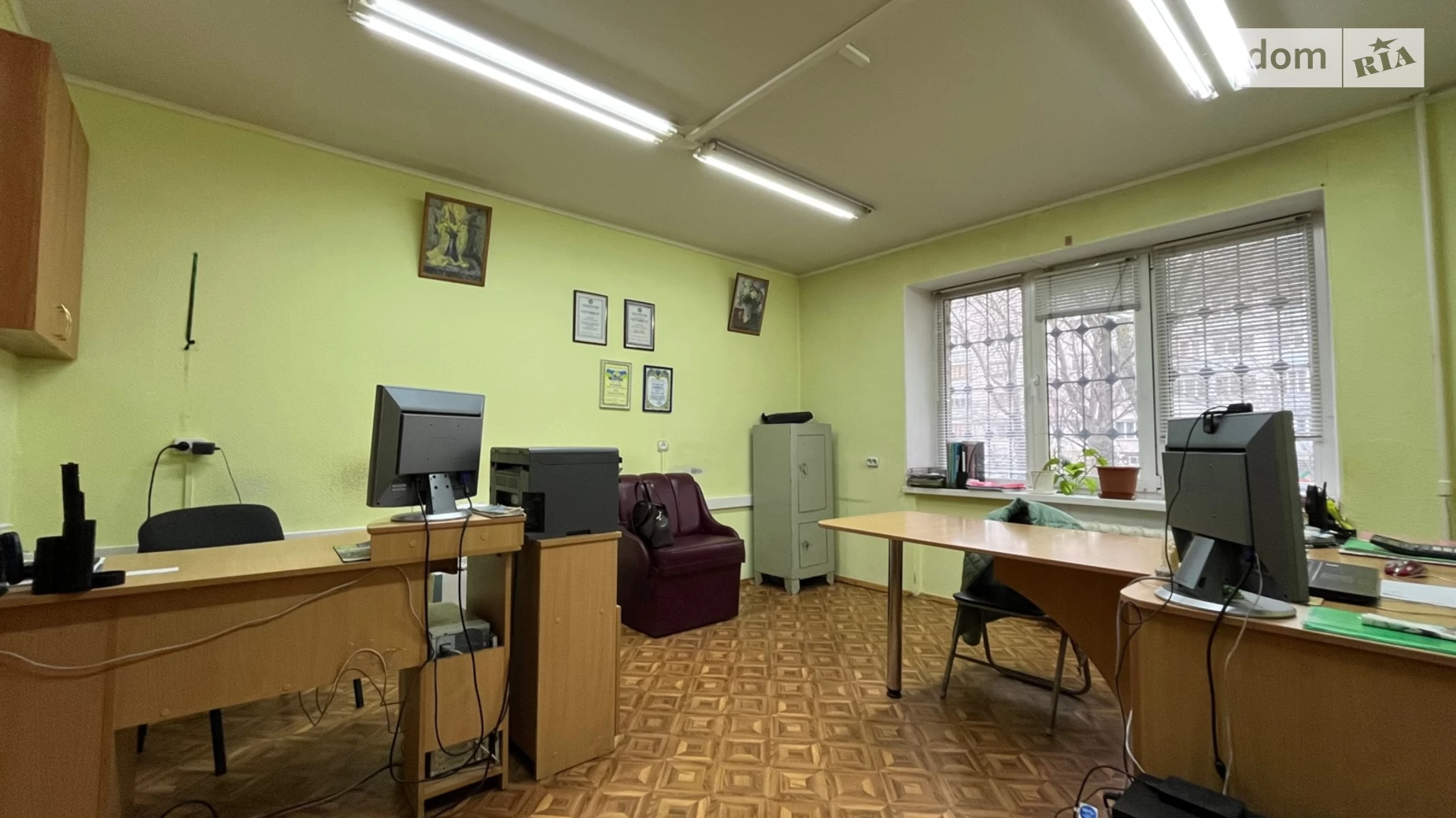 Продается 3-комнатная квартира 67.2 кв. м в Чернигове, ул. Пятницкая - фото 2