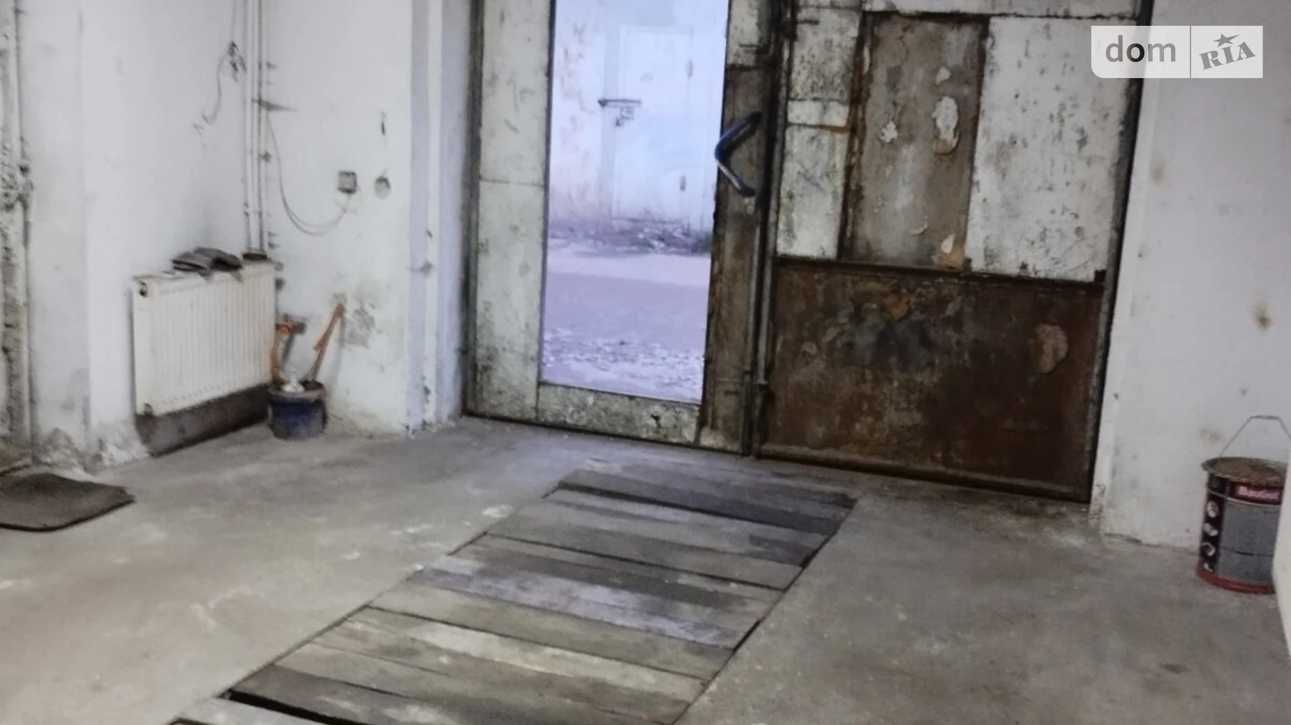 Сдается в аренду место в гаражном кооперативе под легковое авто на 50 кв. м, цена: 7000 грн - фото 2