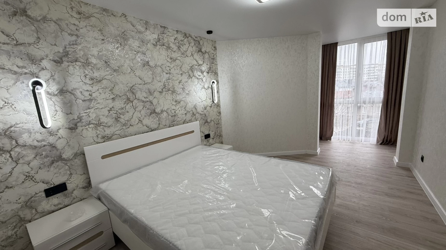 2-кімнатна квартира 67 кв. м у Тернополі, цена: 82000 $ - фото 4