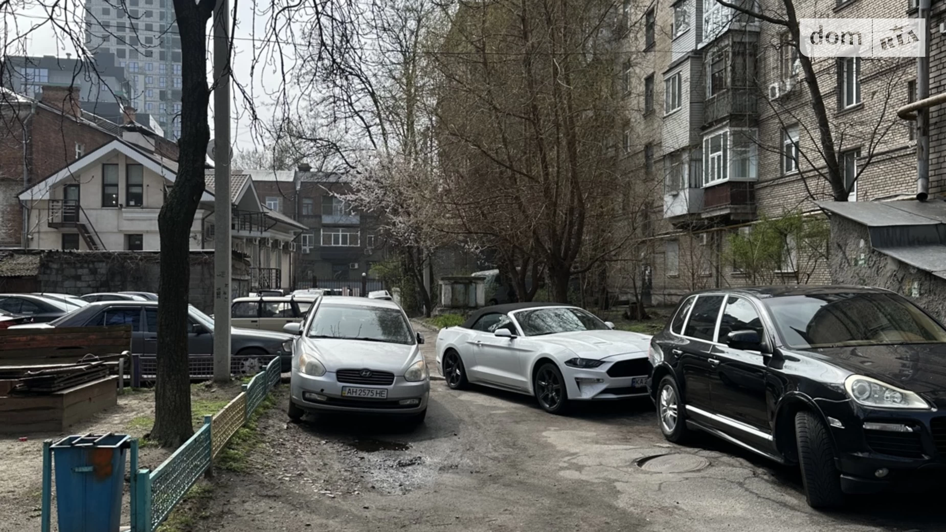 Продається 2-кімнатна квартира 46 кв. м у Дніпрі, вул. Володимира Мономаха, 10 - фото 2