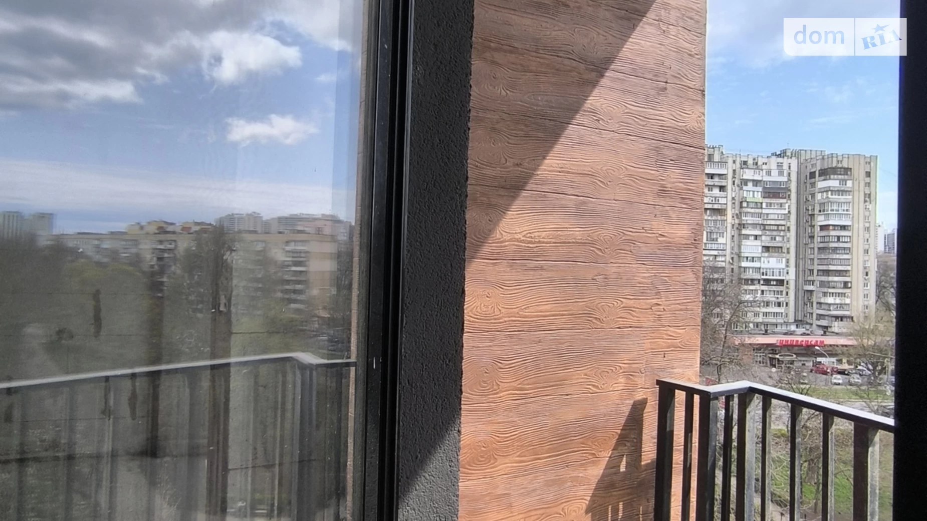 Продается 1-комнатная квартира 47 кв. м в Одессе, ул. Чубаевская, 1 - фото 2