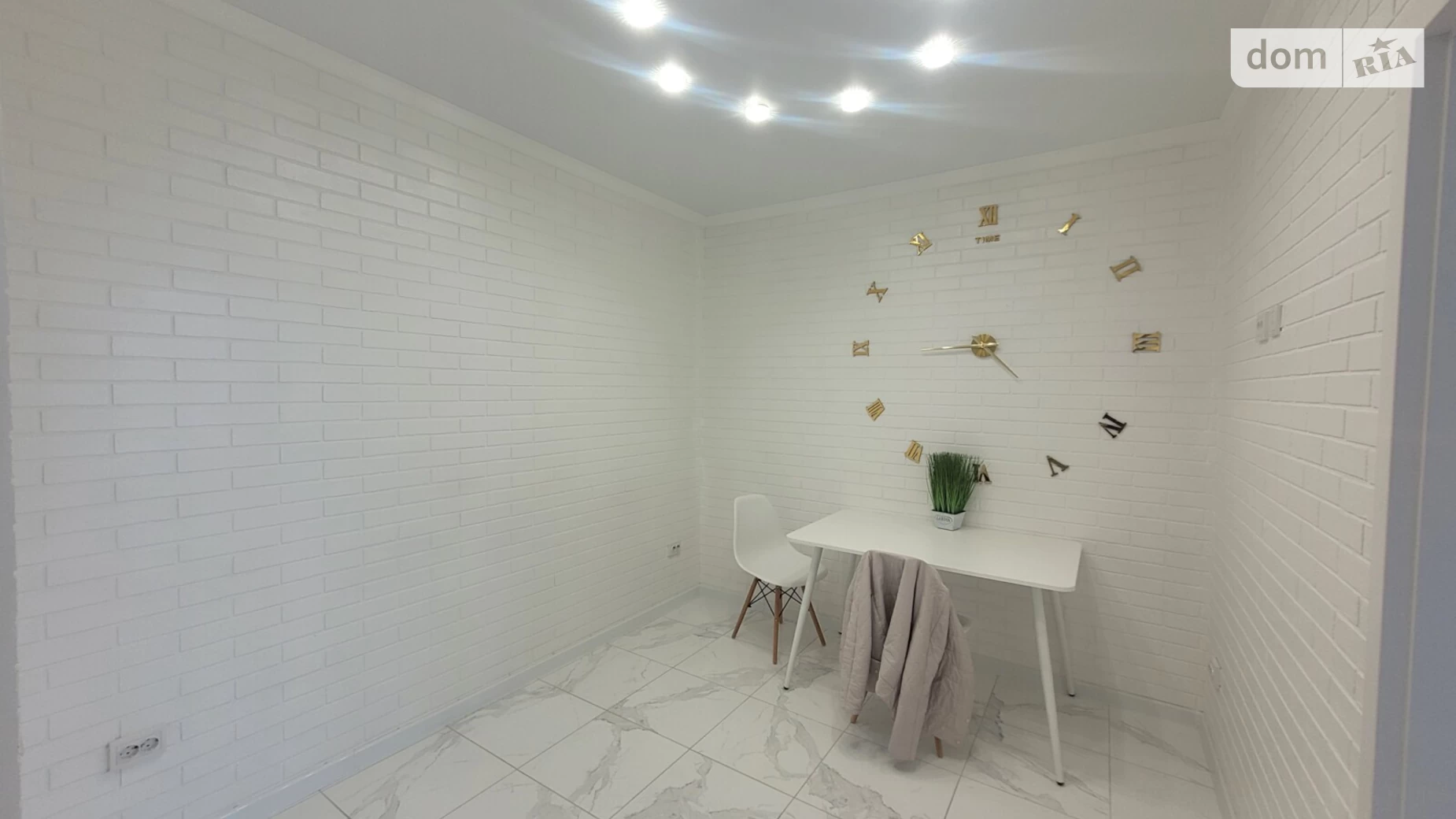 Продается 2-комнатная квартира 41 кв. м в Одессе, ул. Жемчужная, 8 - фото 3