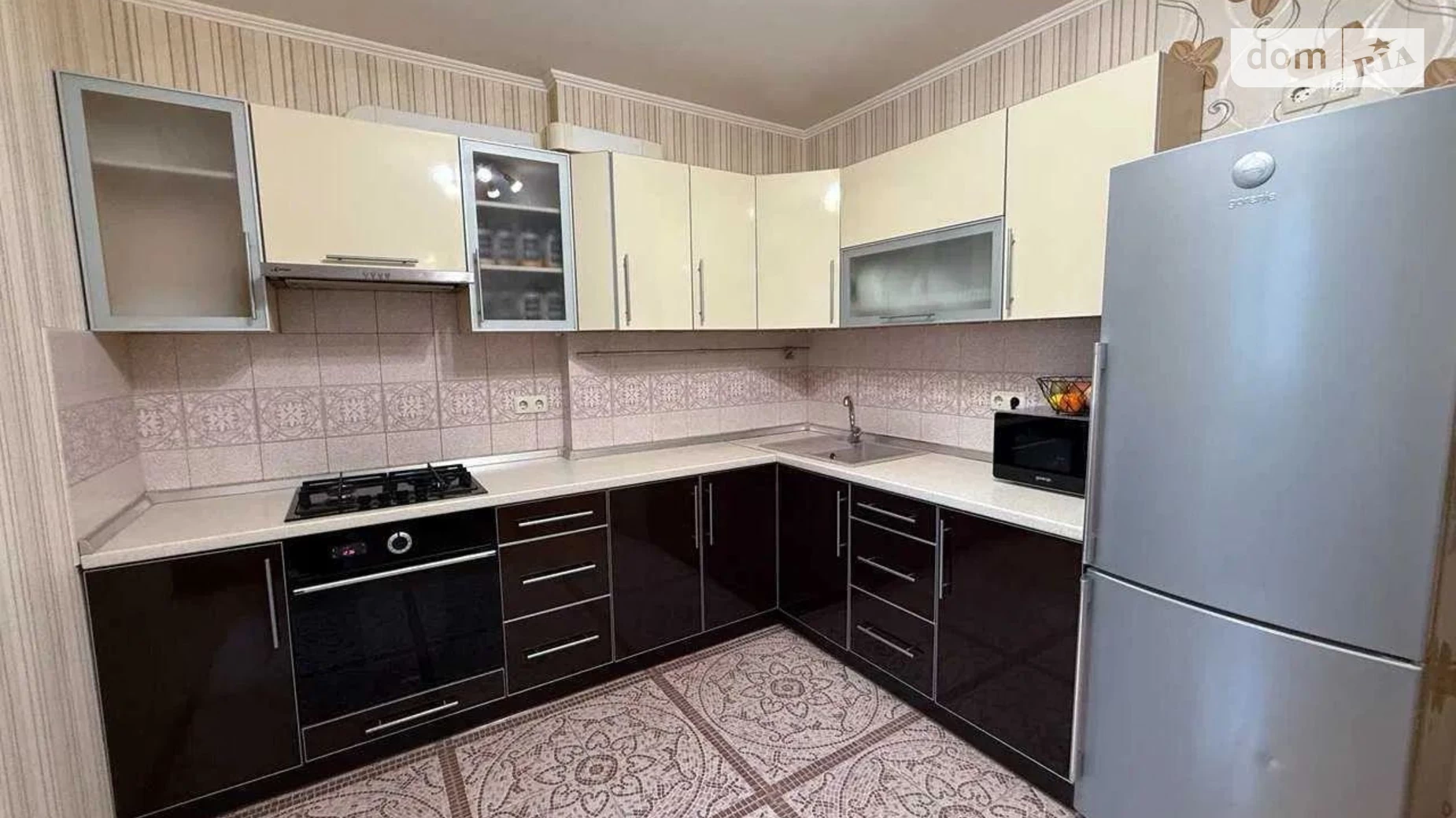 Продается 1-комнатная квартира 49 кв. м в Софиевской Борщаговке, ул. Боголюбова, 20 - фото 3