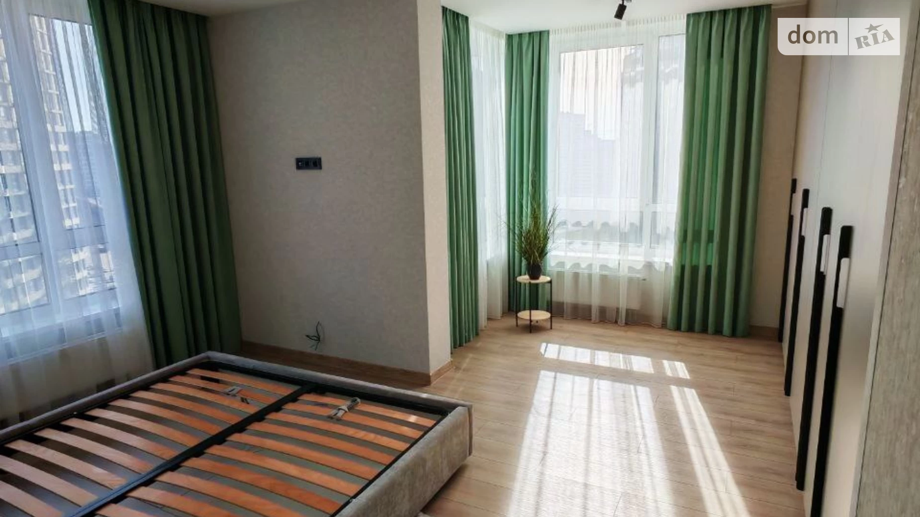 Продается 2-комнатная квартира 66.8 кв. м в Киеве - фото 5