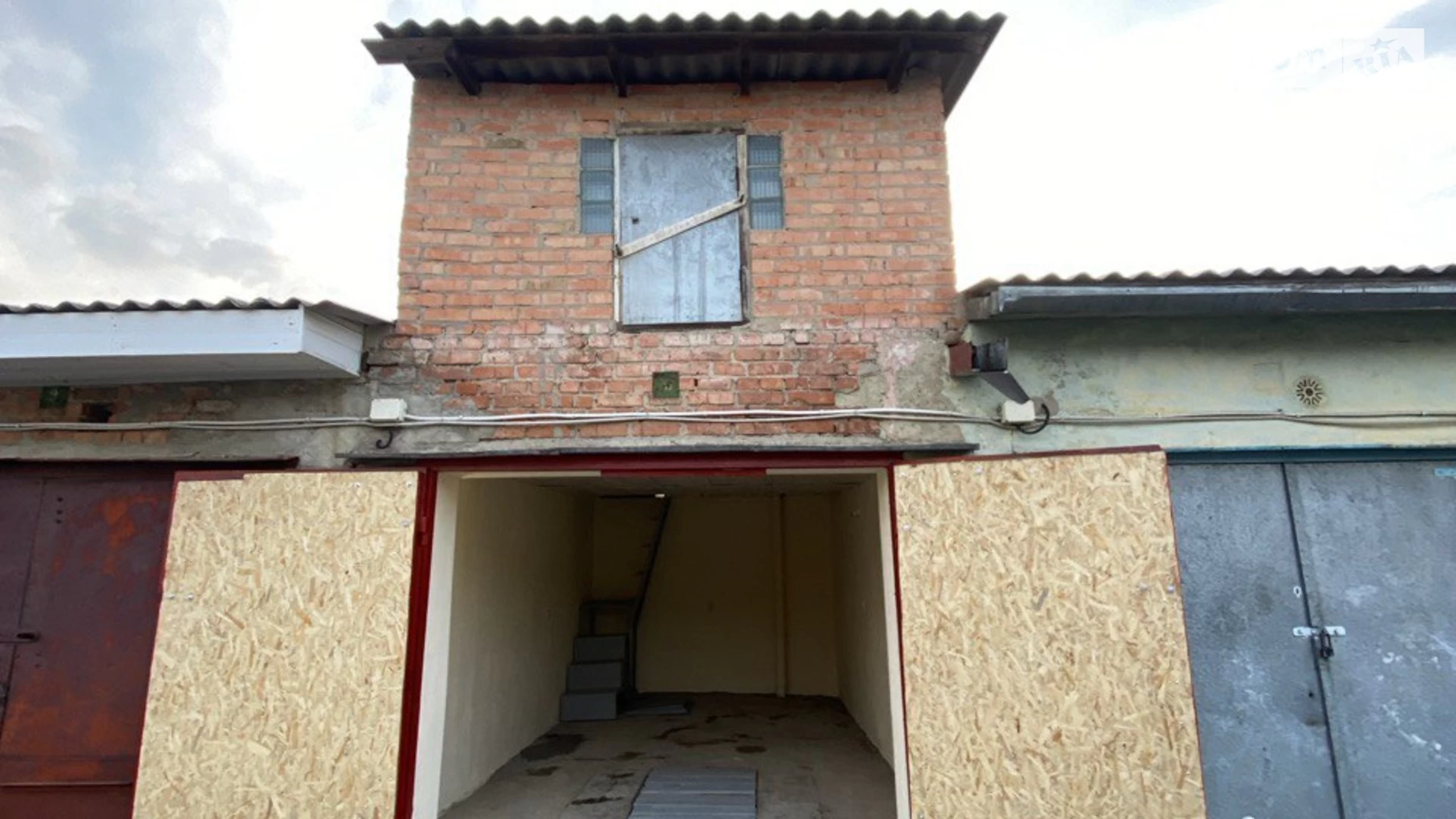 Продається окремий гараж під легкове авто на 36 кв. м, цена: 15000 $ - фото 2