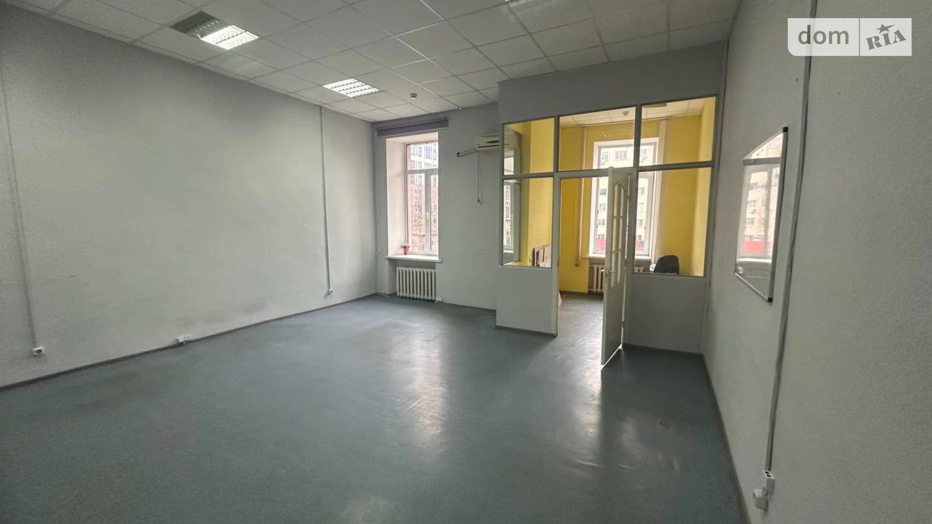 Сдается в аренду офис 39.8 кв. м в бизнес-центре, цена: 10746 $ - фото 4