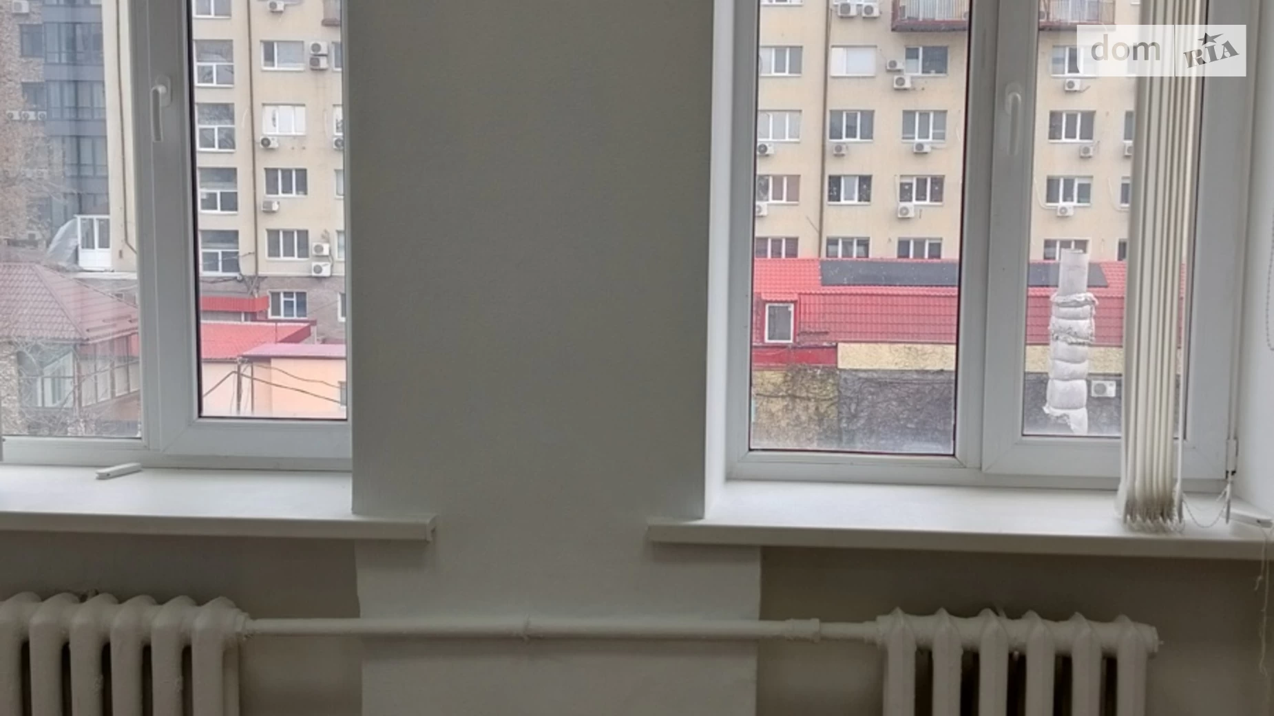 Сдается в аренду офис 26.1 кв. м в бизнес-центре, цена: 7047 грн - фото 3