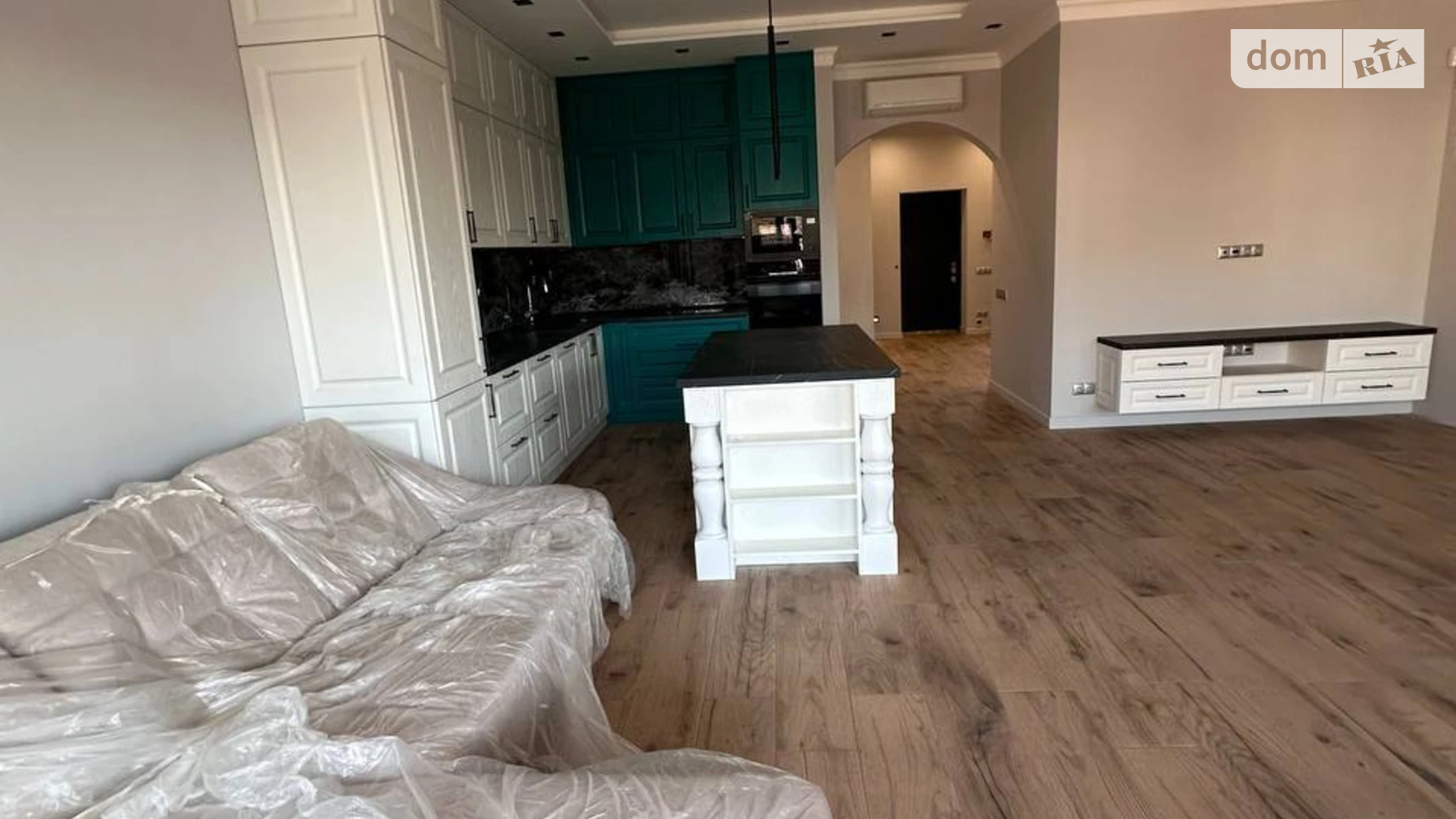Продается дом на 2 этажа 227.7 кв. м с гаражом, цена: 315000 $ - фото 5